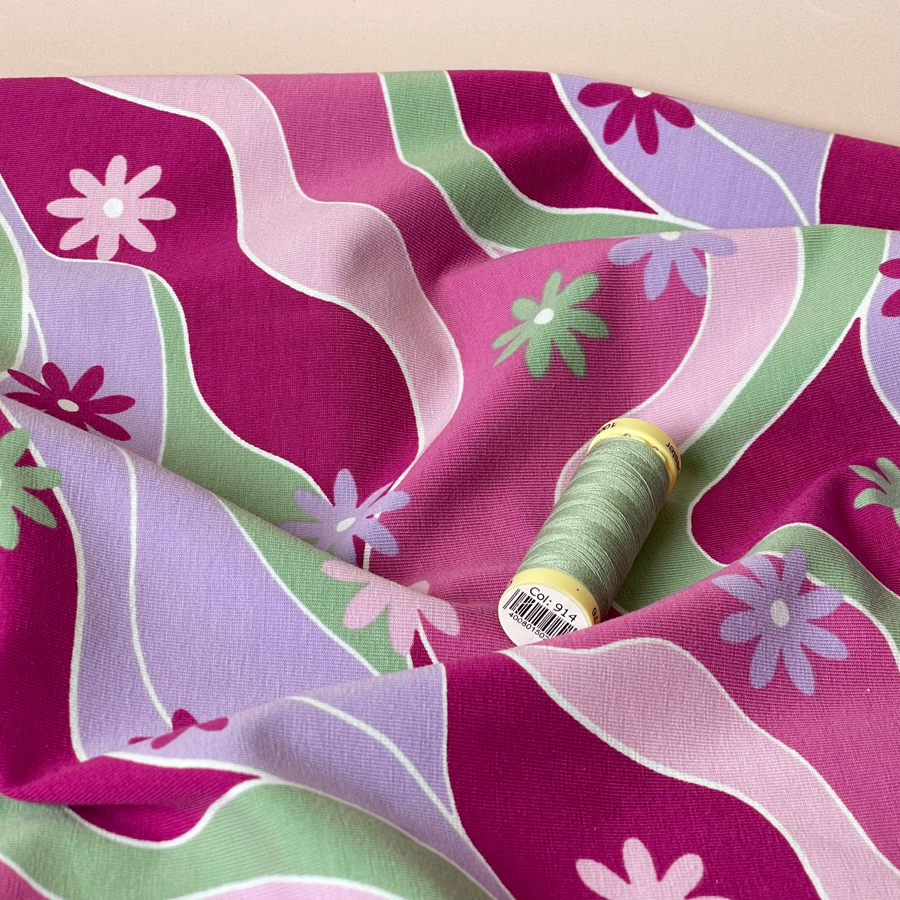 Retro Daisies on Pink Cotton Jersey Fabric