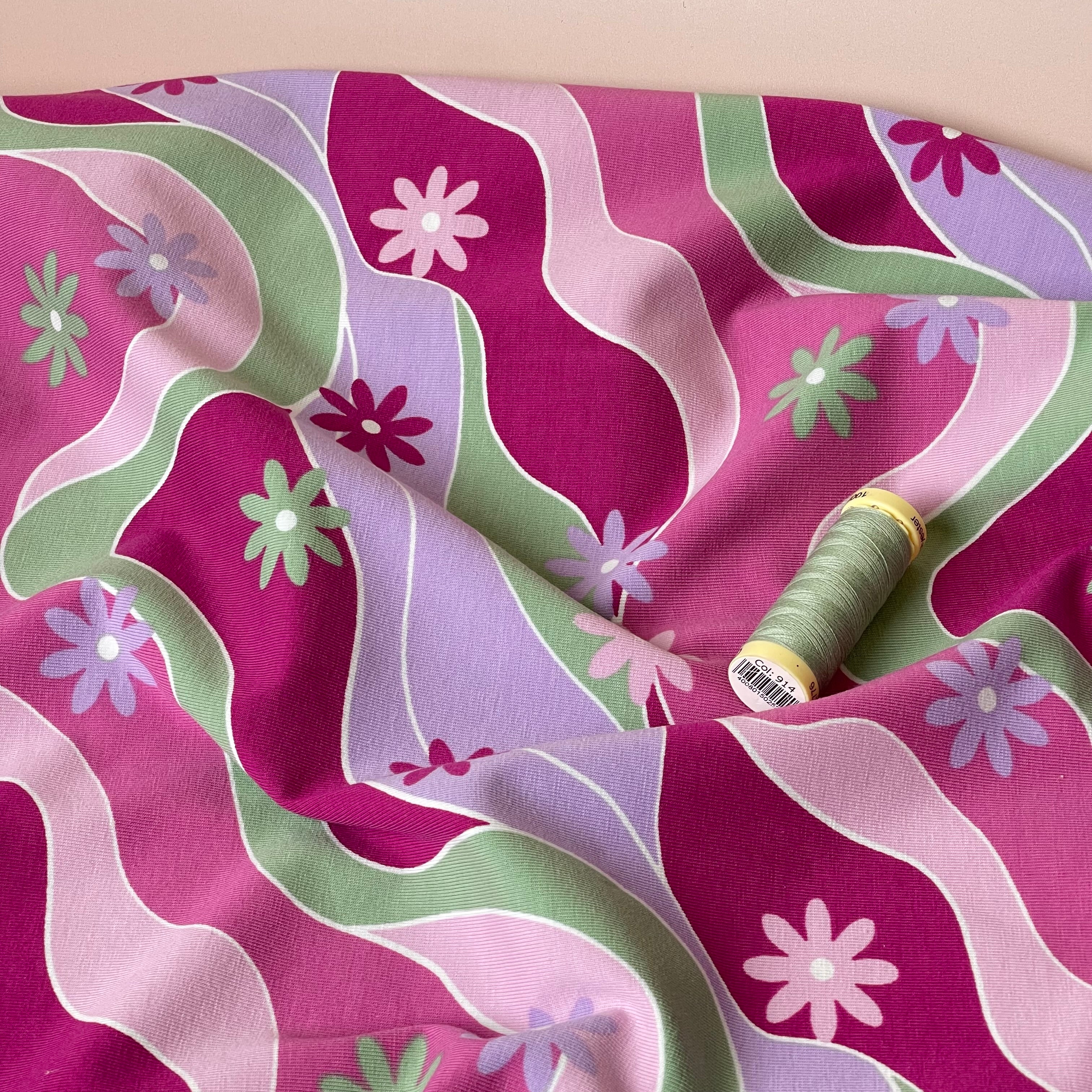 Retro Daisies on Pink Cotton Jersey Fabric