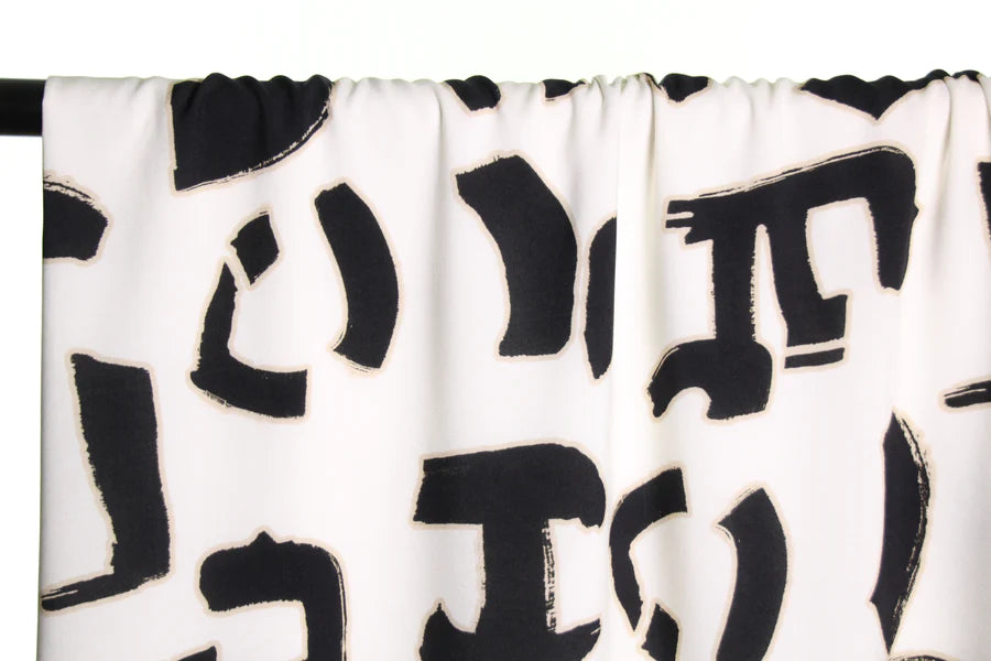Atelier Jupe - Off-White Viscose with Black Print Fabric