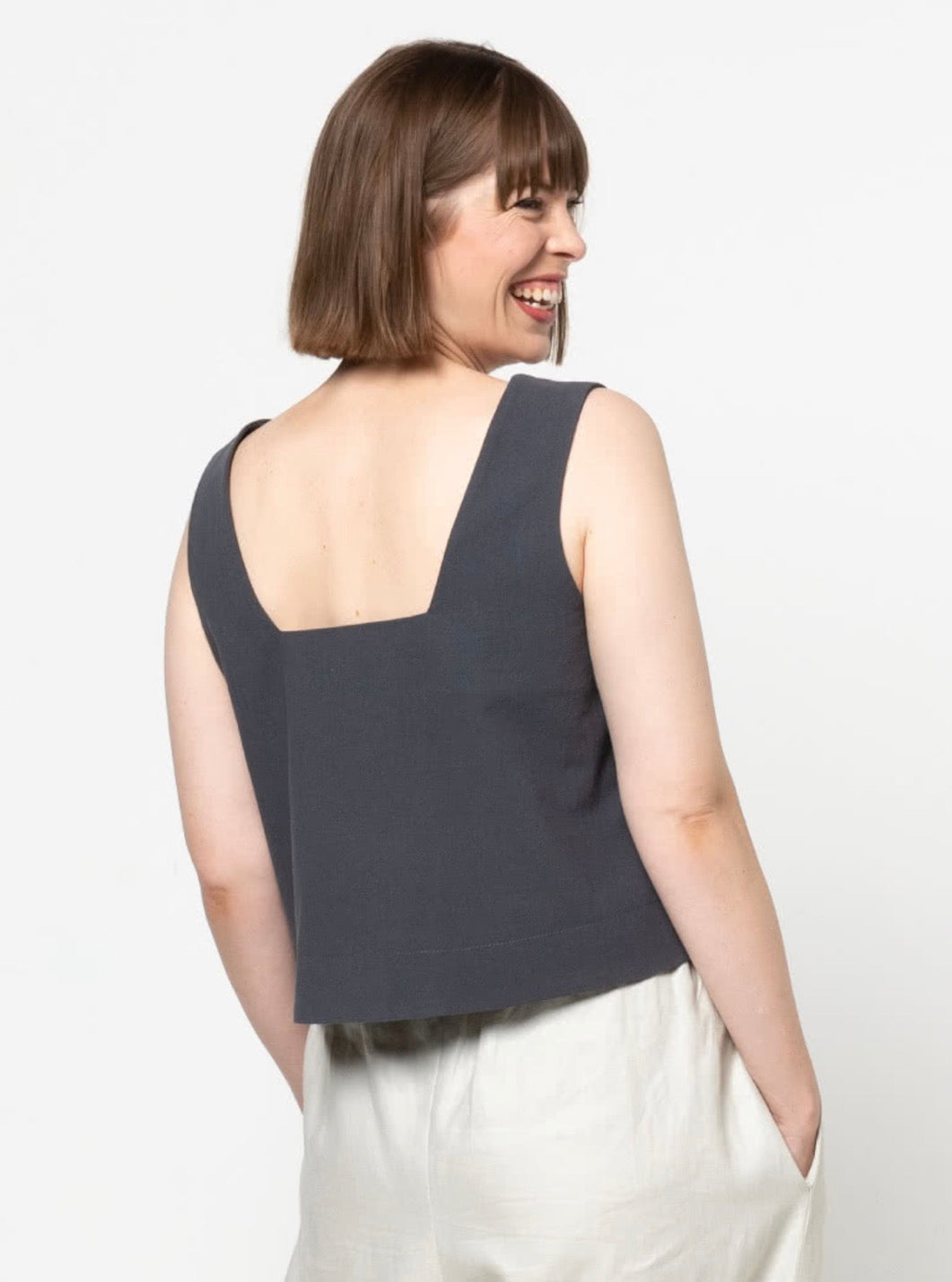 Style ARC - Byron Woven Top (Sizes 18 - 30) Sewing Pattern