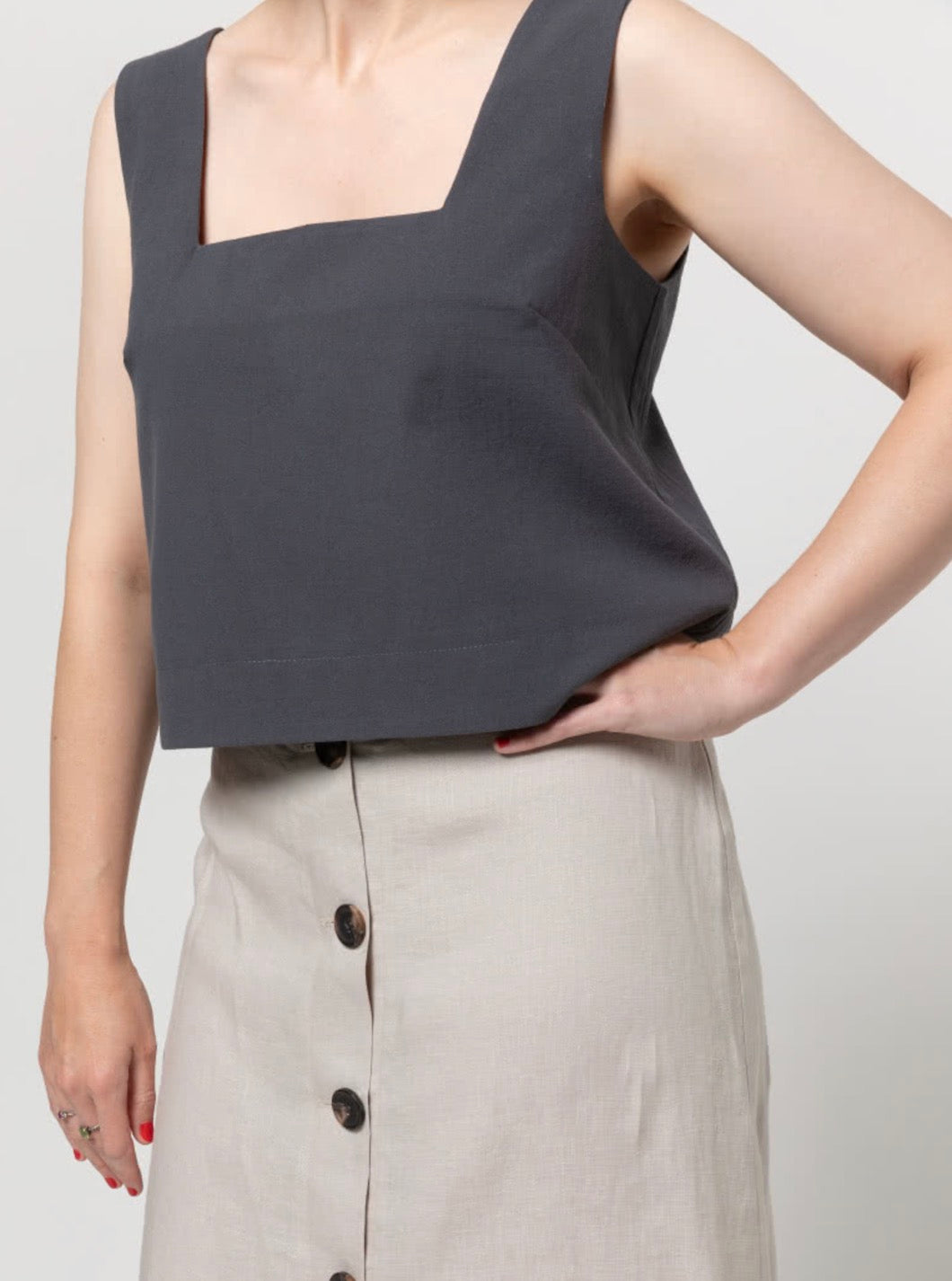 Style ARC - Byron Woven Top (Sizes 18 - 30) Sewing Pattern