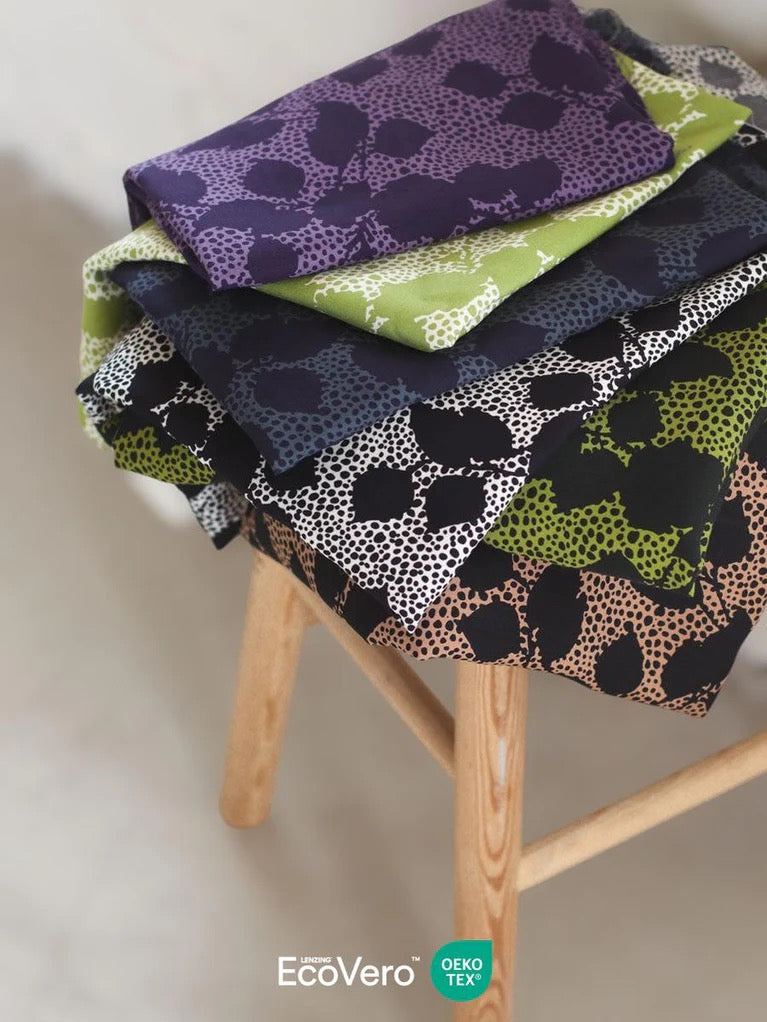 Meet MILK - Zelda Tea Green / Shell with ECOVERO™ Viscose fibres