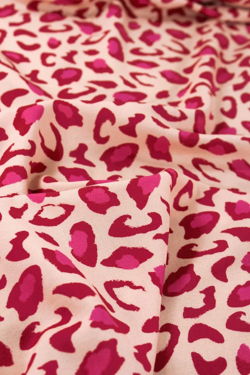 Églantine & Zoé - Bagheera in Pomegranate Red Viscose Fabric