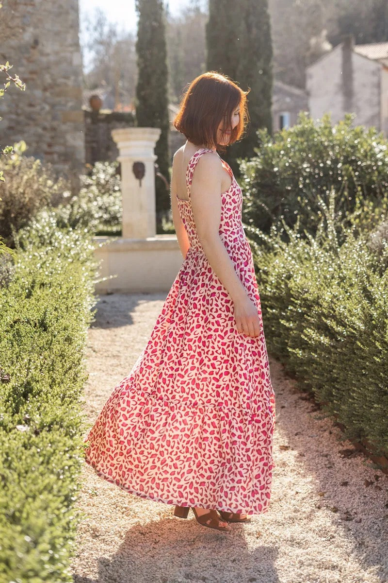 Églantine & Zoé - Bagheera in Pomegranate Red Viscose Fabric