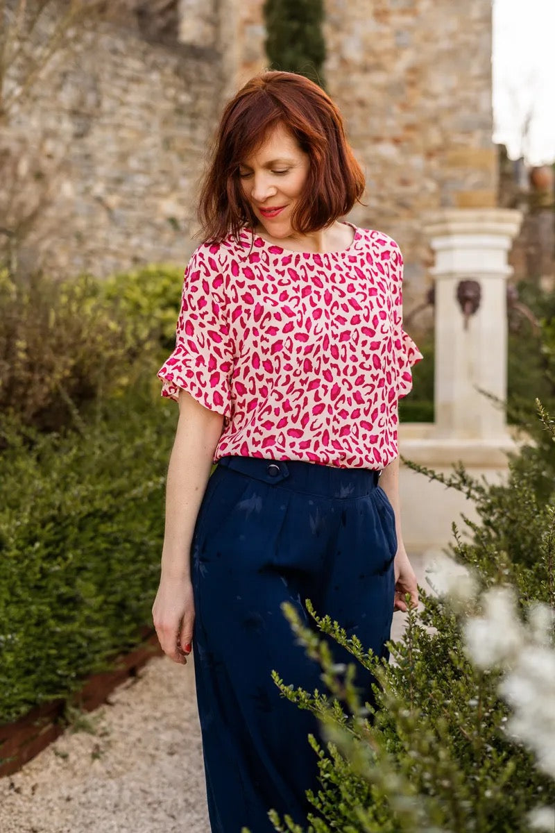 Églantine & Zoé - Bagheera in Pomegranate Red Viscose Fabric