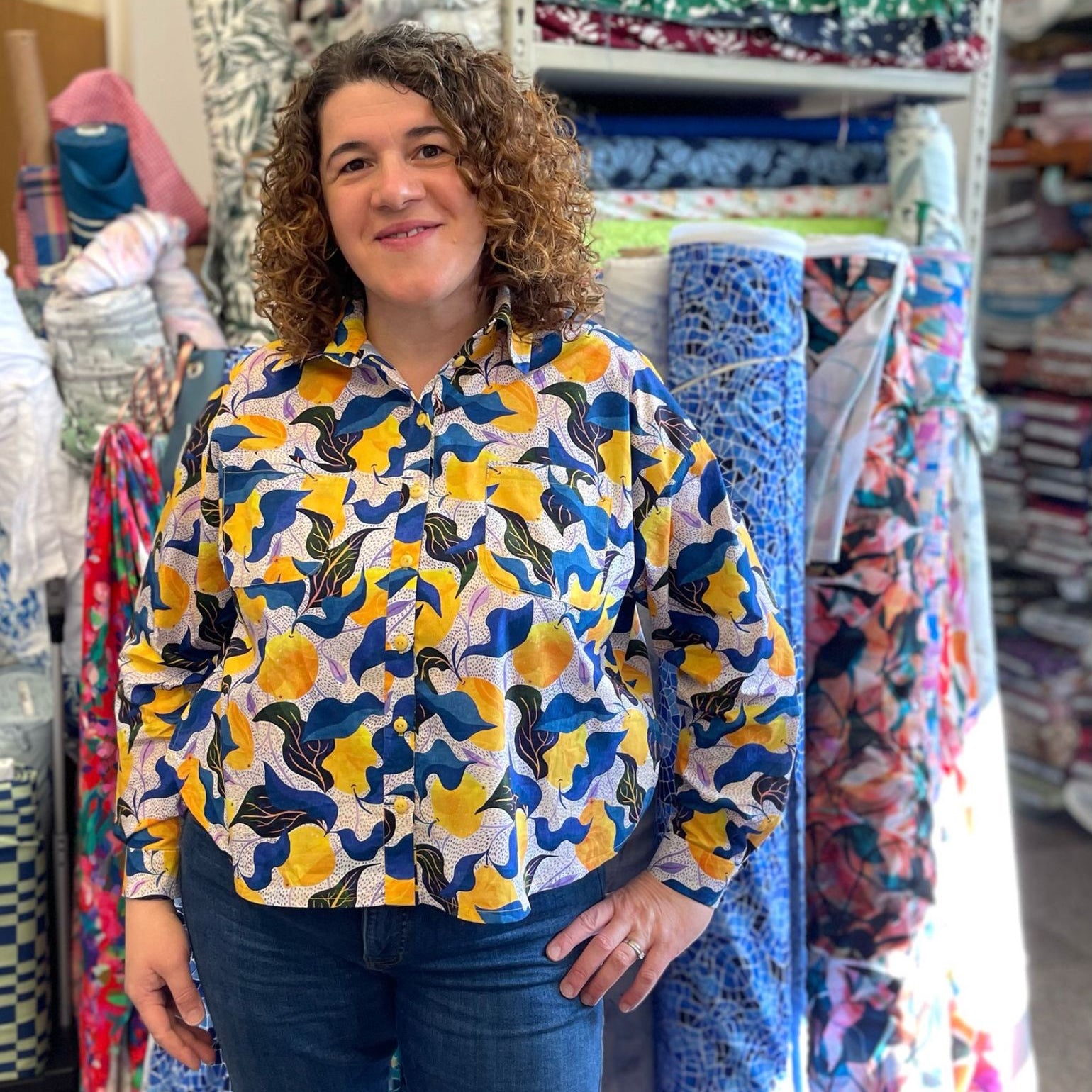 Sewing Kit - Silmu Shirt in Mediterranian Lemons Cotton Lawn