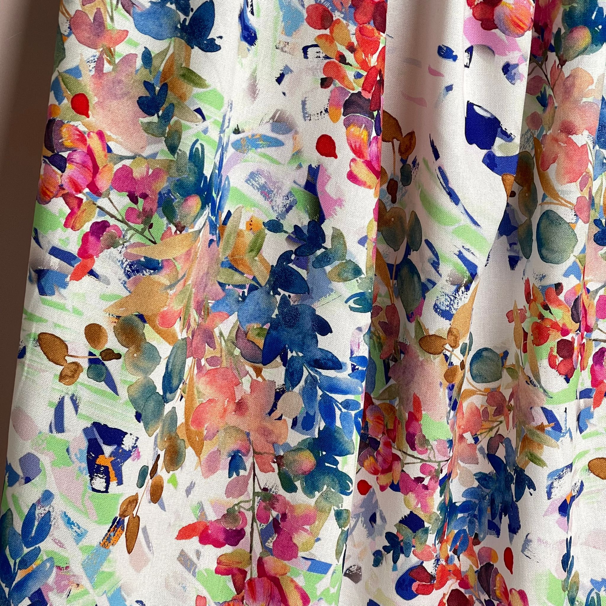 REMNANT 0.47 metre - Vivid Foliage Viscose Linen Fabric