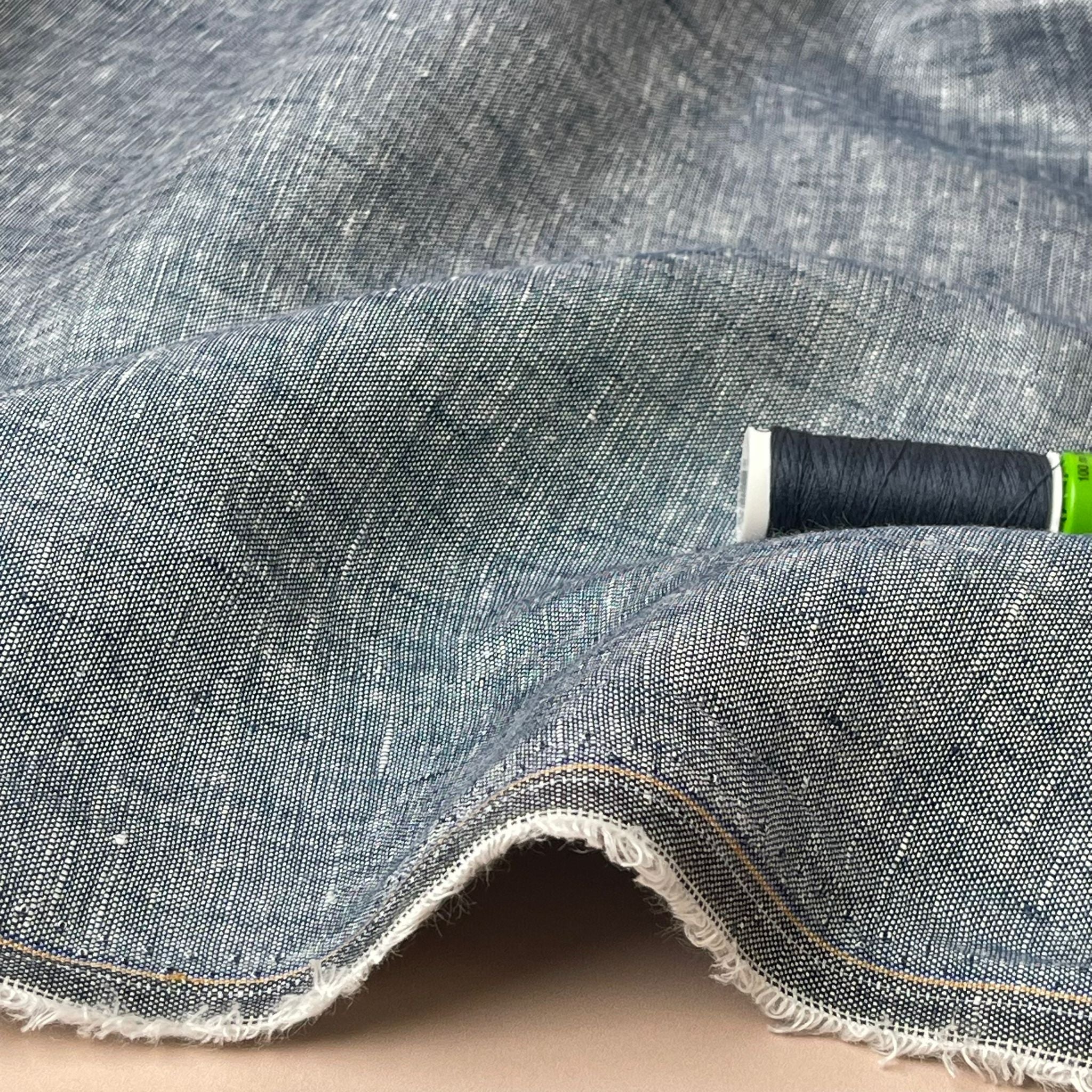 Yarn Dyed Pure Linen Fabric in Navy
