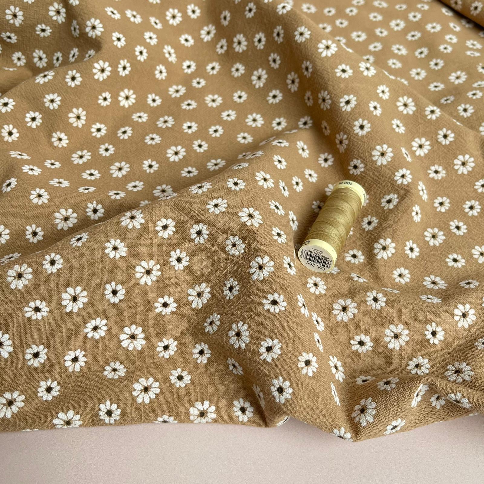 Vintage Daisy in Beige Washed Cotton