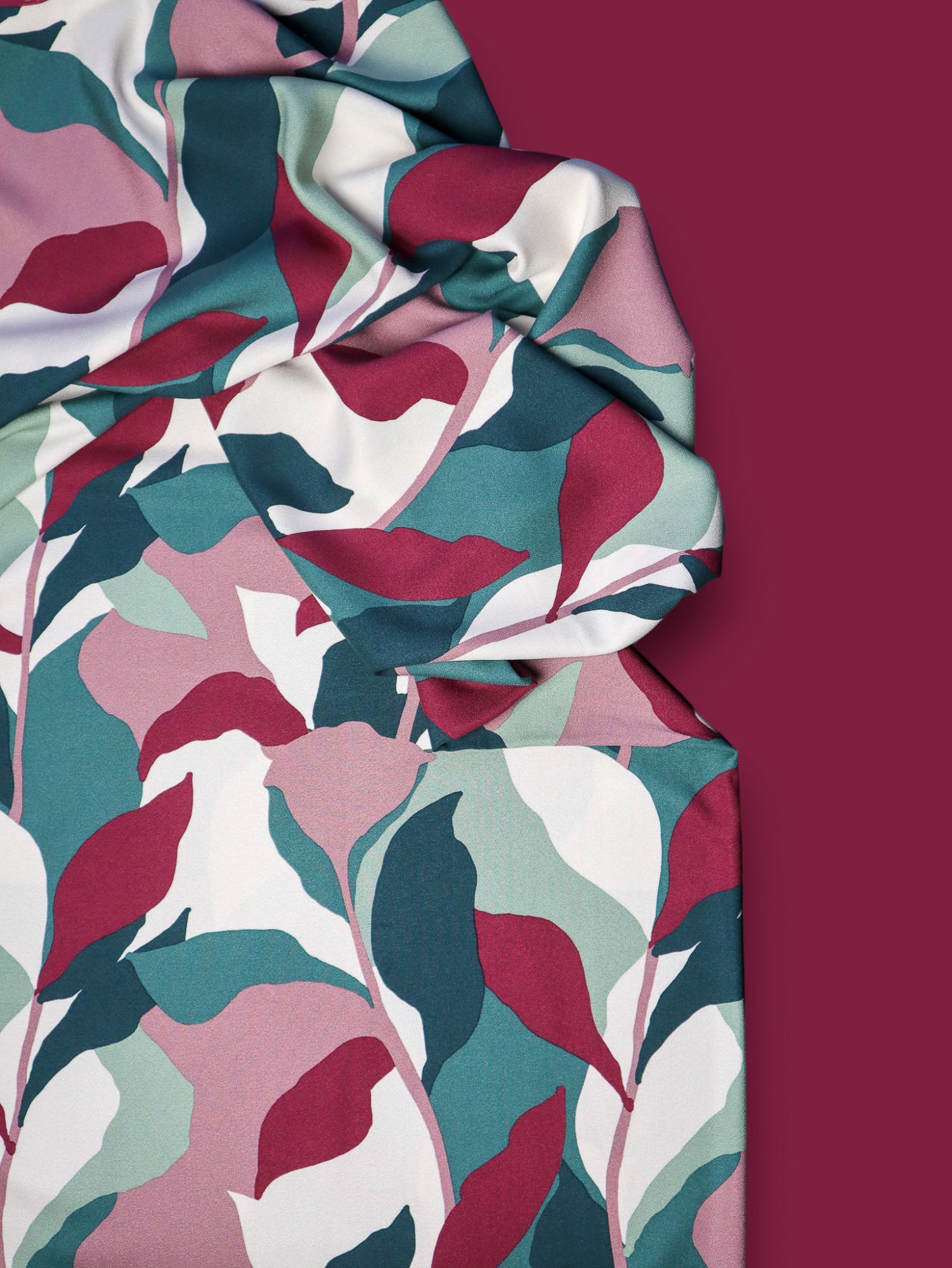 REMNANT 1.06 Metres - Mind The MAKER - Bouquet Green ECOVERO™ Viscose Leia Crepe