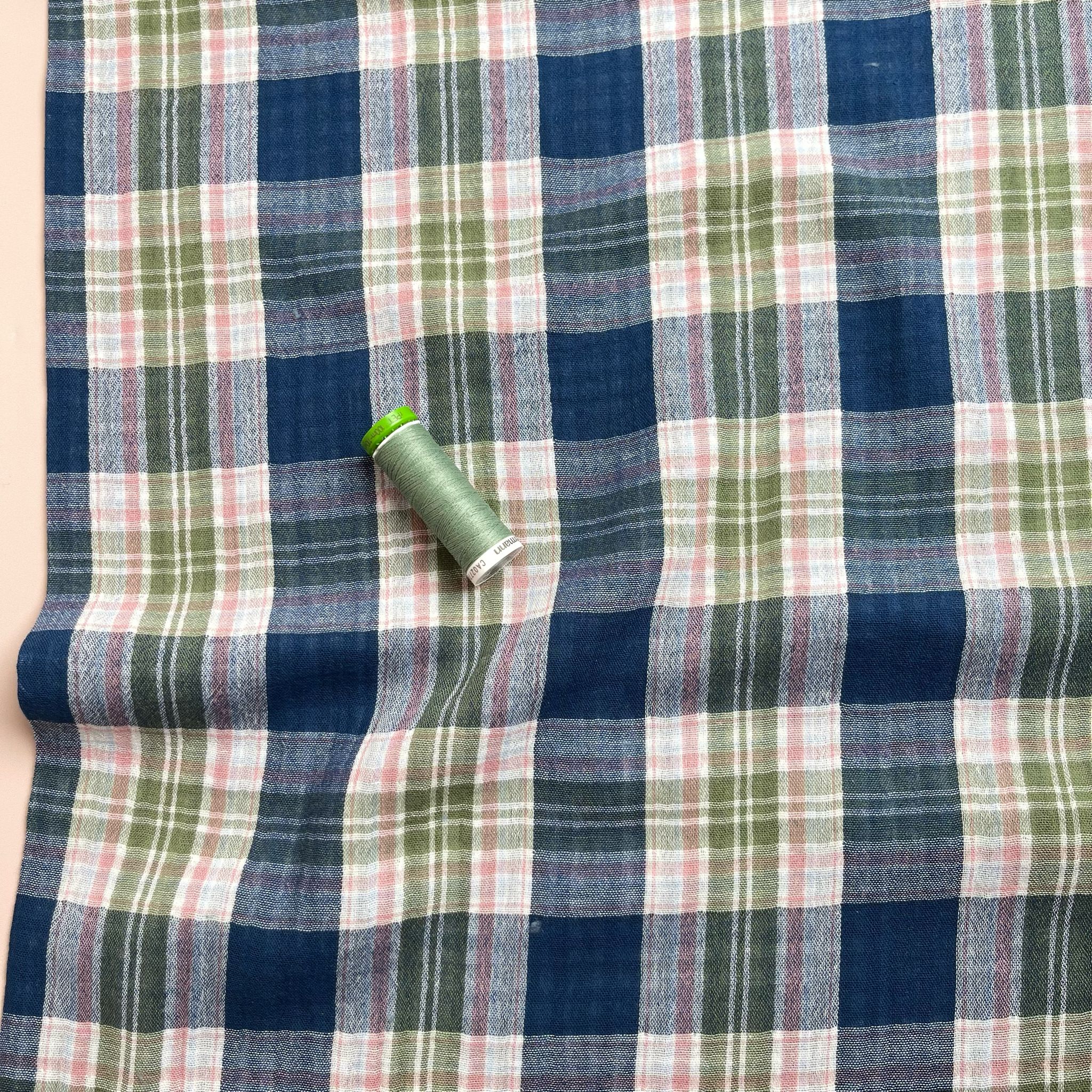REMNANT 1.45 Metres - Reversible Grass Green Checked Cotton Double Gauze