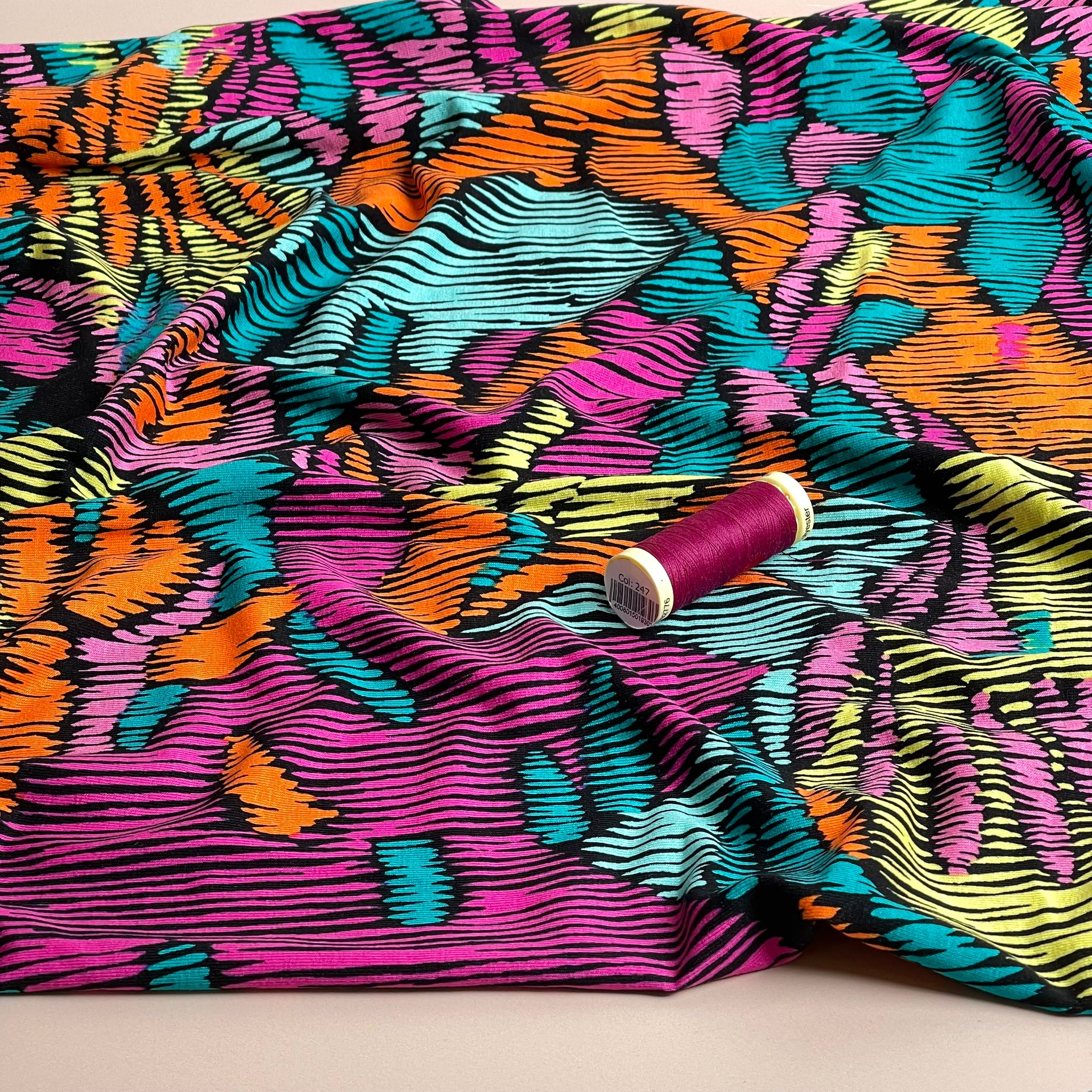 REMNANT 3 Metres (hole in centre of fabric) Scratches in Fuchsia Viscose Jersey Fabric