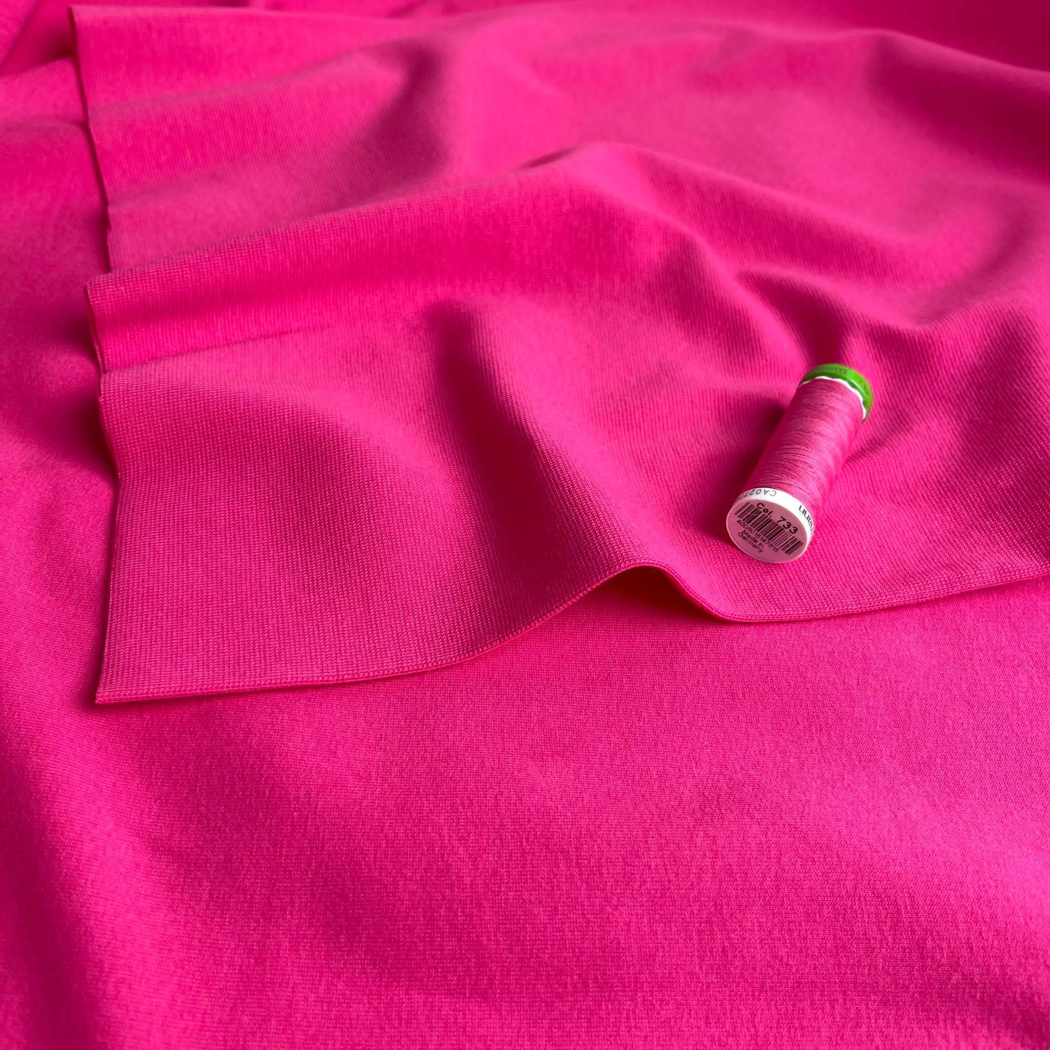 Peach Soft GOTS Organic Cotton Sweat-shirting in Fuchsia Pink