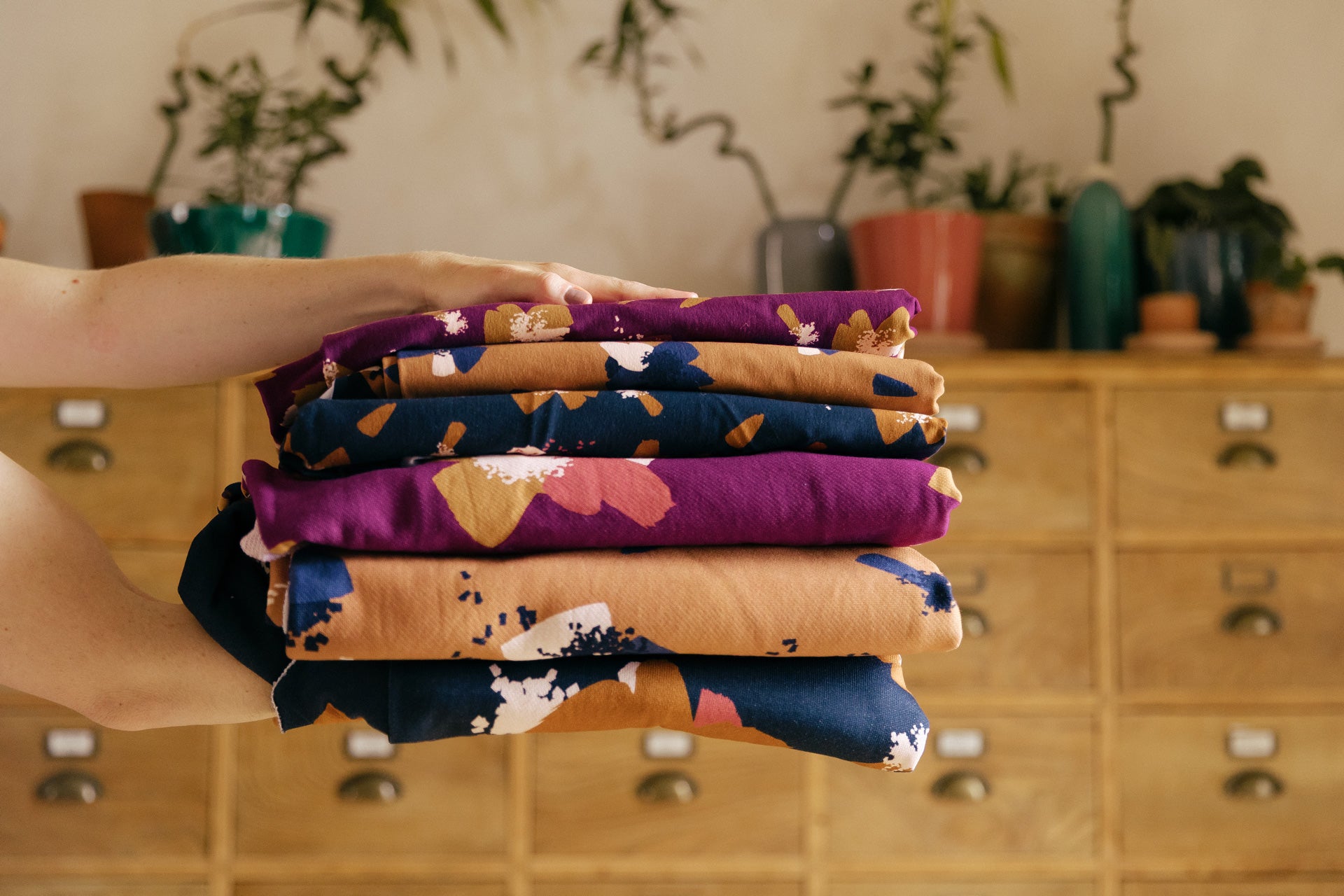 Églantine & Zoé - Anemone in Camel Organic Cotton Jersey