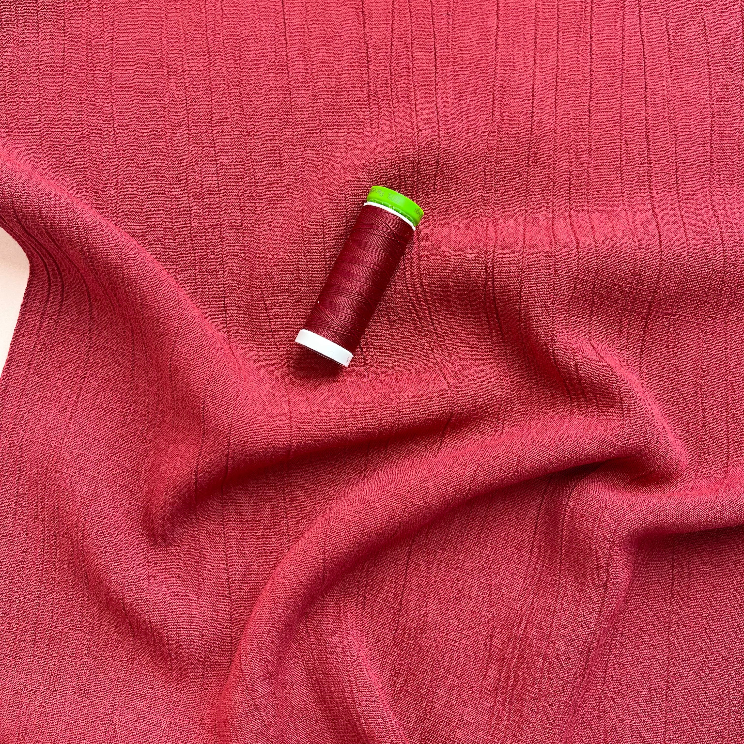 REMNANT 0.32 metre - Crinkle Viscose Linen Blend Fabric in Red