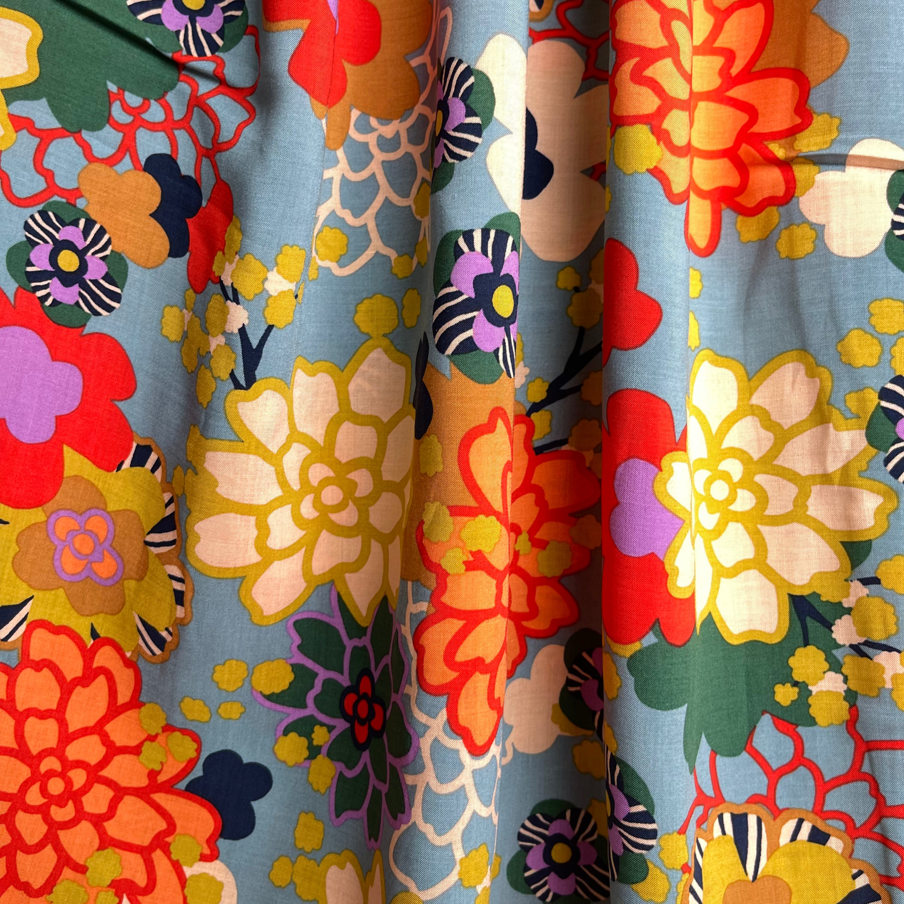 REMNANT 2.02 Metres - Graphic Flowers Viscose Voile Fabric