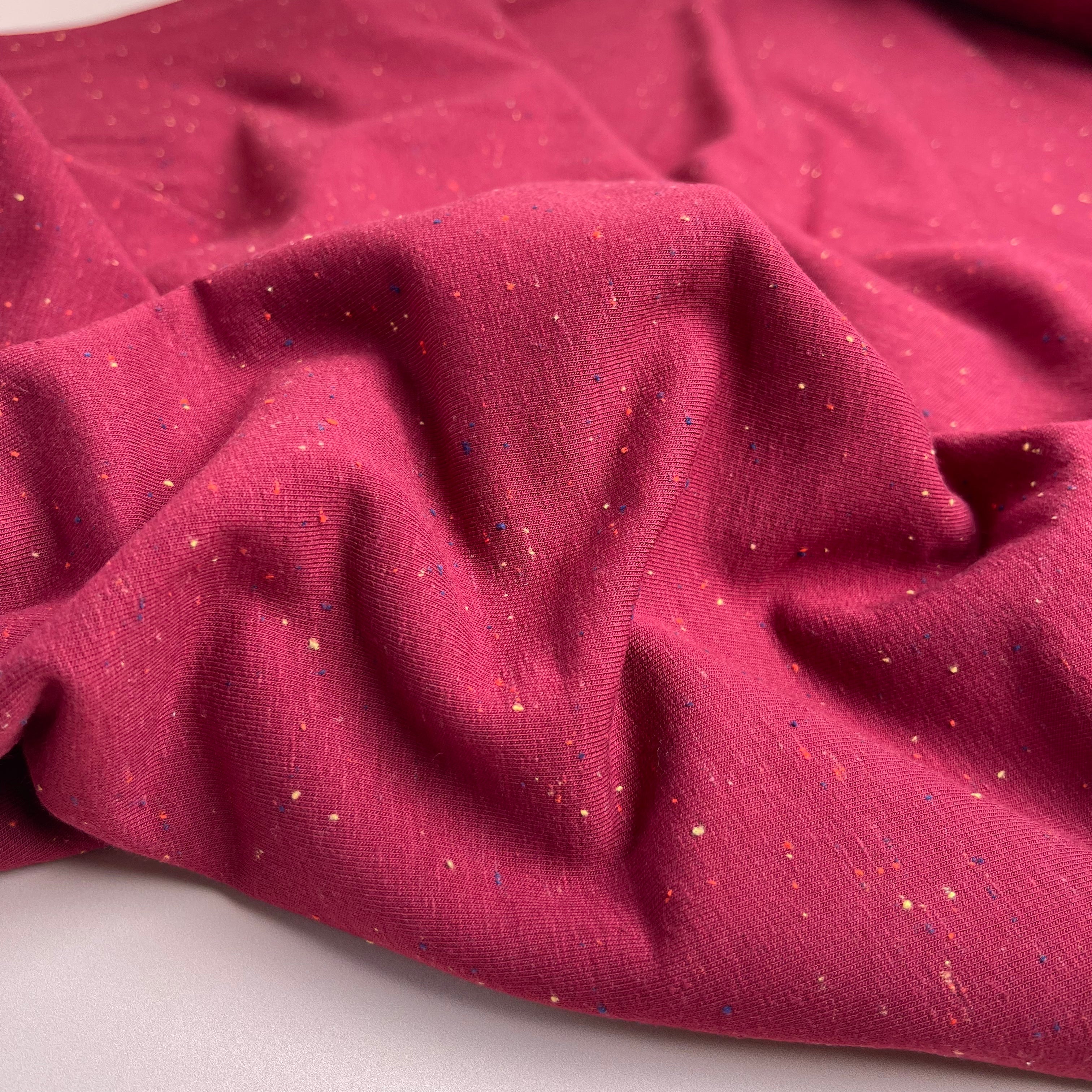 REMNANT 1.36 Metres - Cosy Colours in Berry with multi Flecks Sweat-Shirting
