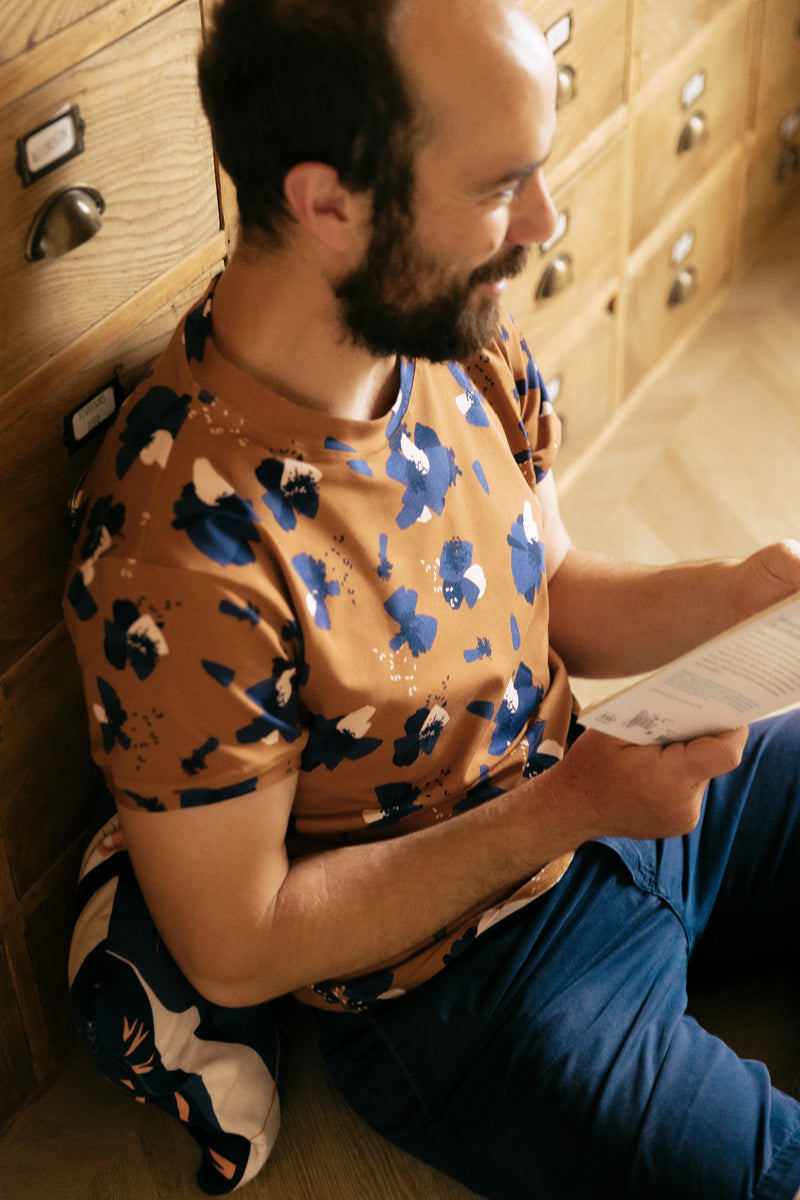 Églantine & Zoé - Anemone in Camel Organic Cotton Jersey