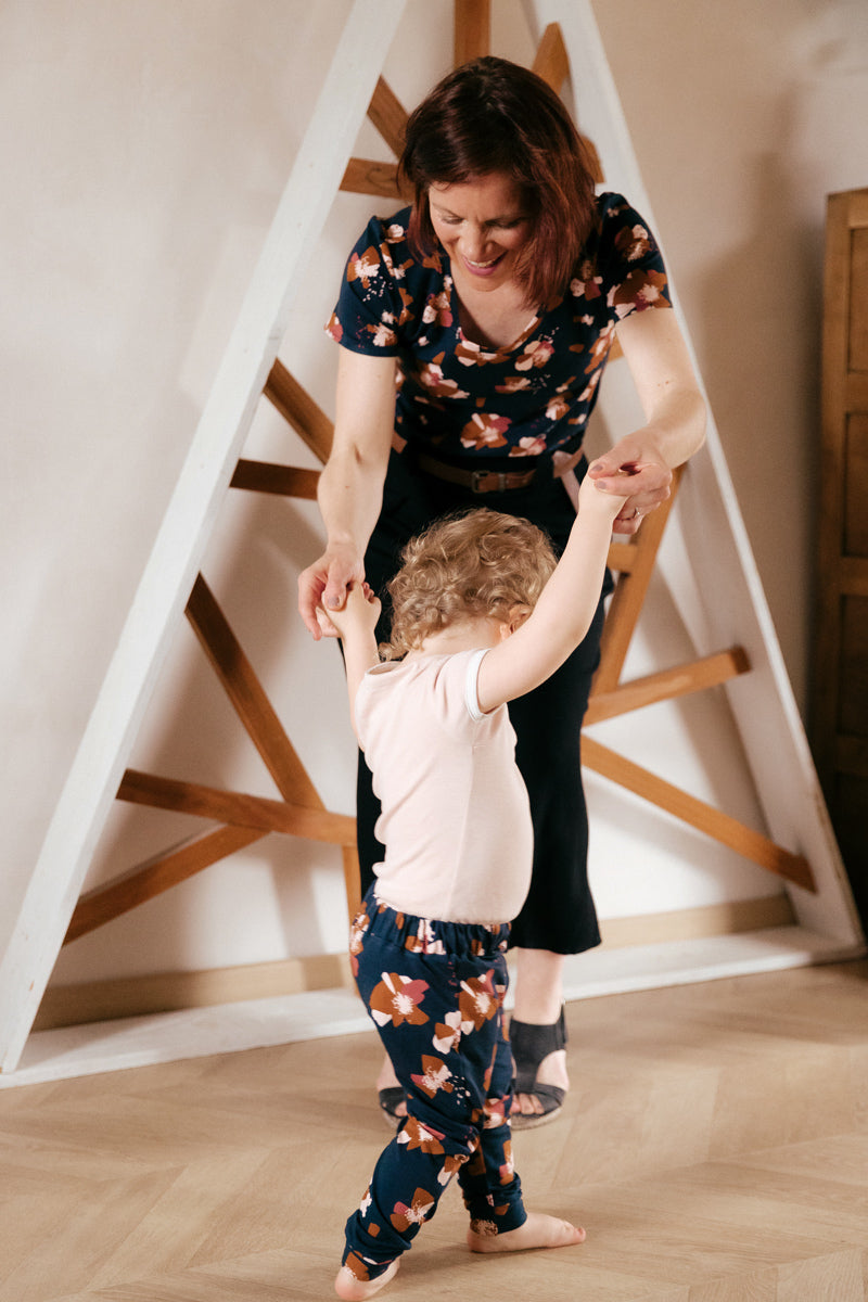 Églantine & Zoé - Anemone in Blue Ink Organic Cotton Jersey