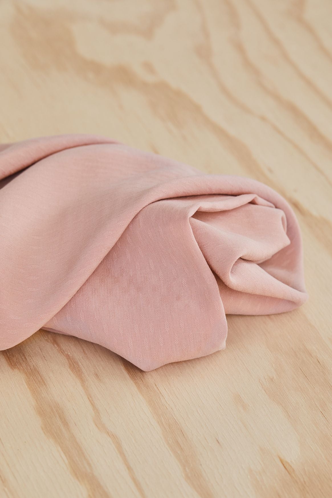 Meet MILK - Puff Light Diamond Jacquard with TENCEL™ fibers