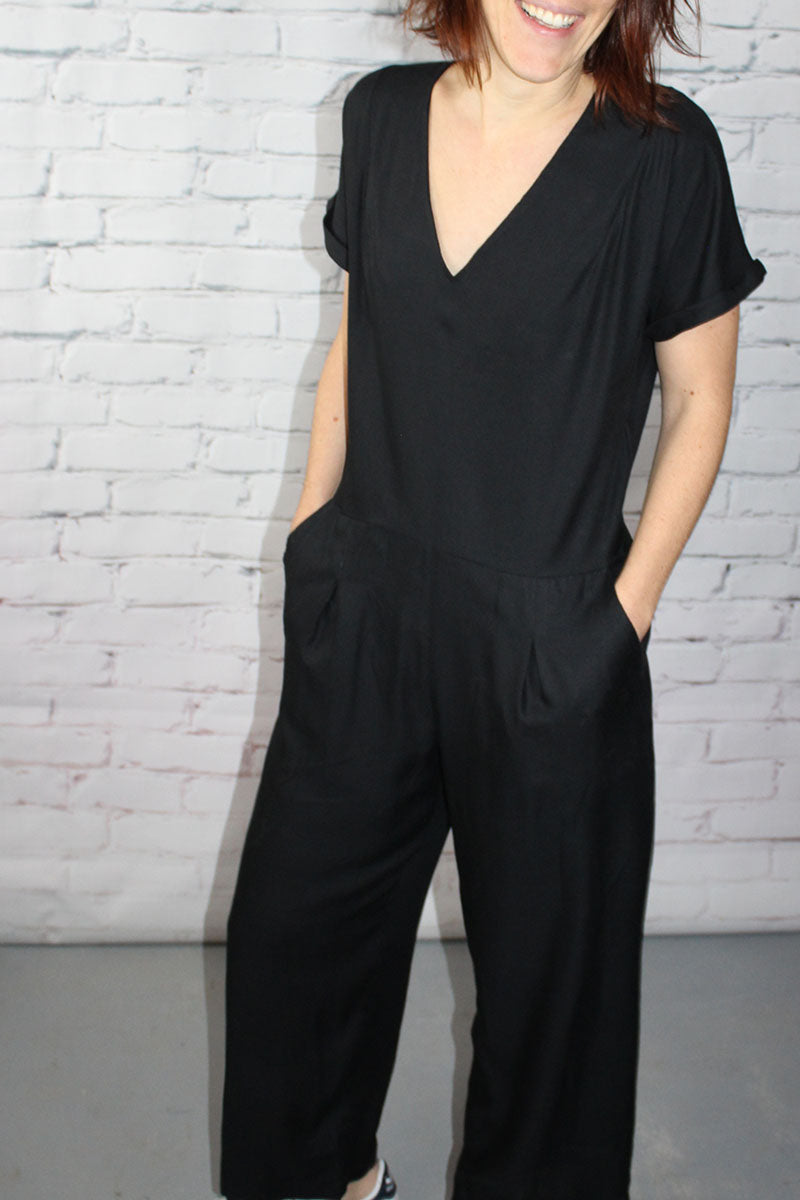REMNANT 0.51 Metre - Églantine & Zoé - Solid Black Viscose Twill Fabric