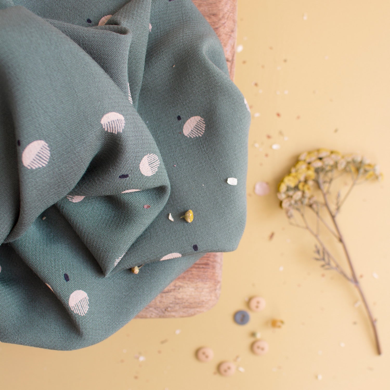 Atelier Brunette - Seed Cedar Kelsey Crepe Fabric