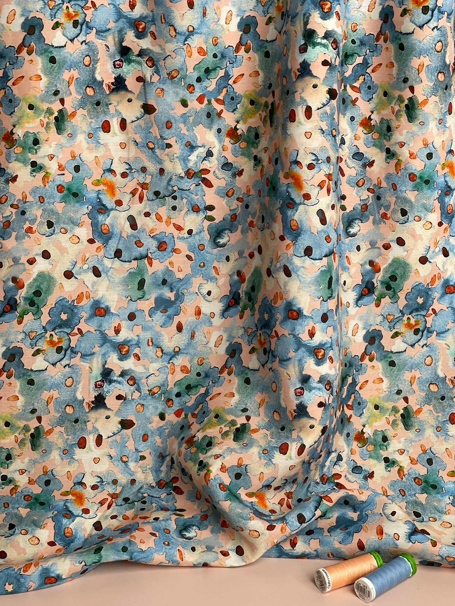 Spring Blooms Linen with Tencel™ Fibres