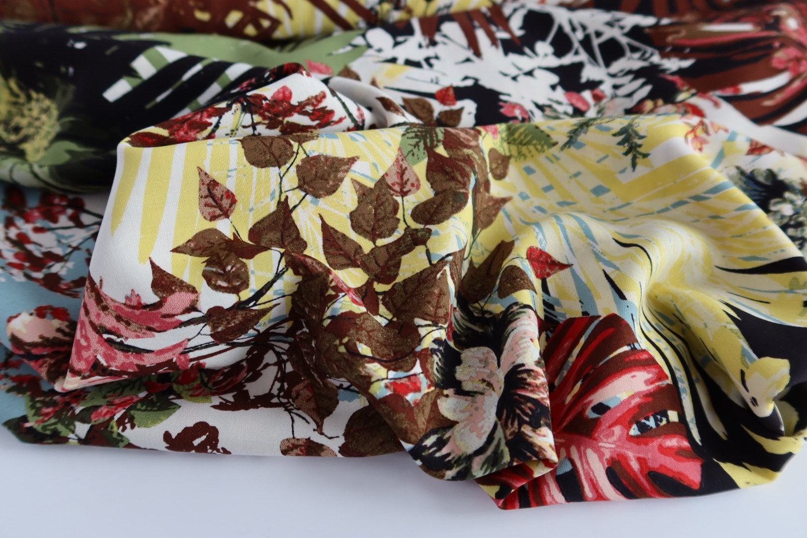 Ex-Designer Tropical Summer Viscose / Rayon Fabric