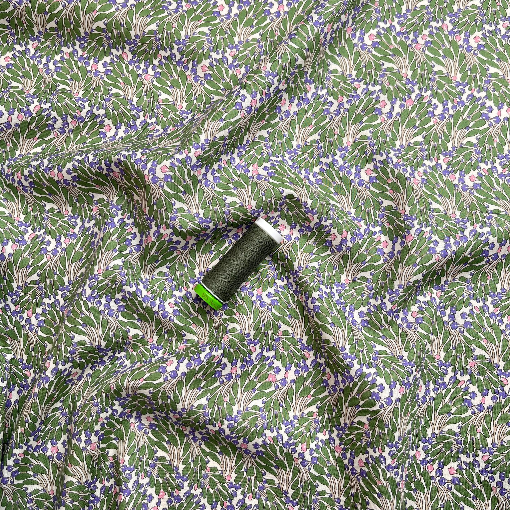 REMNANT 2.10 metres - Graphic Seaweed Green Cotton Lawn Fabric