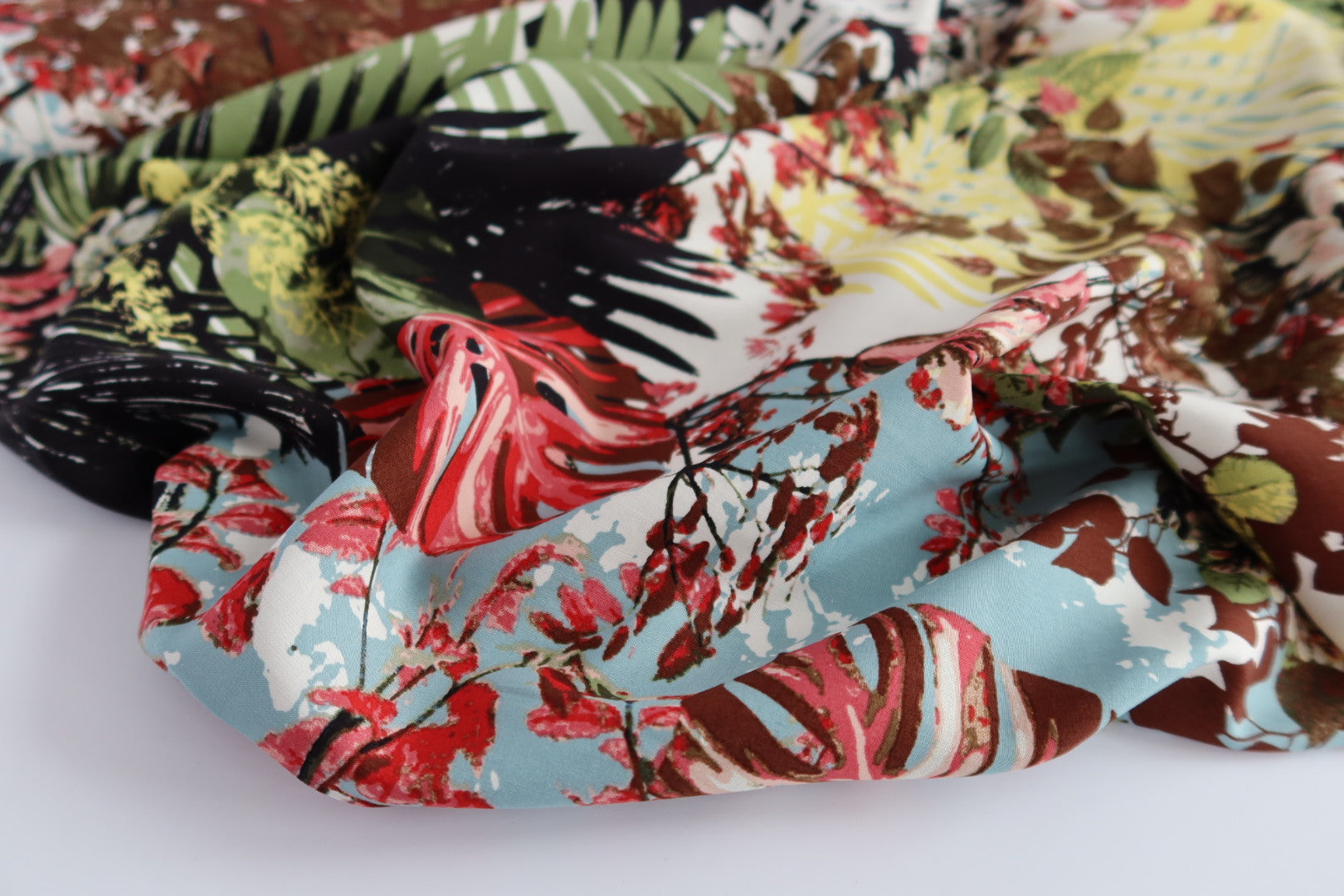 Ex-Designer Tropical Summer Viscose / Rayon Fabric