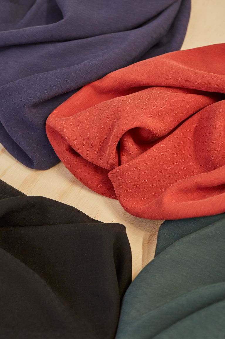 Blueberry Light Diamond Jacquard with TENCEL™ fibres