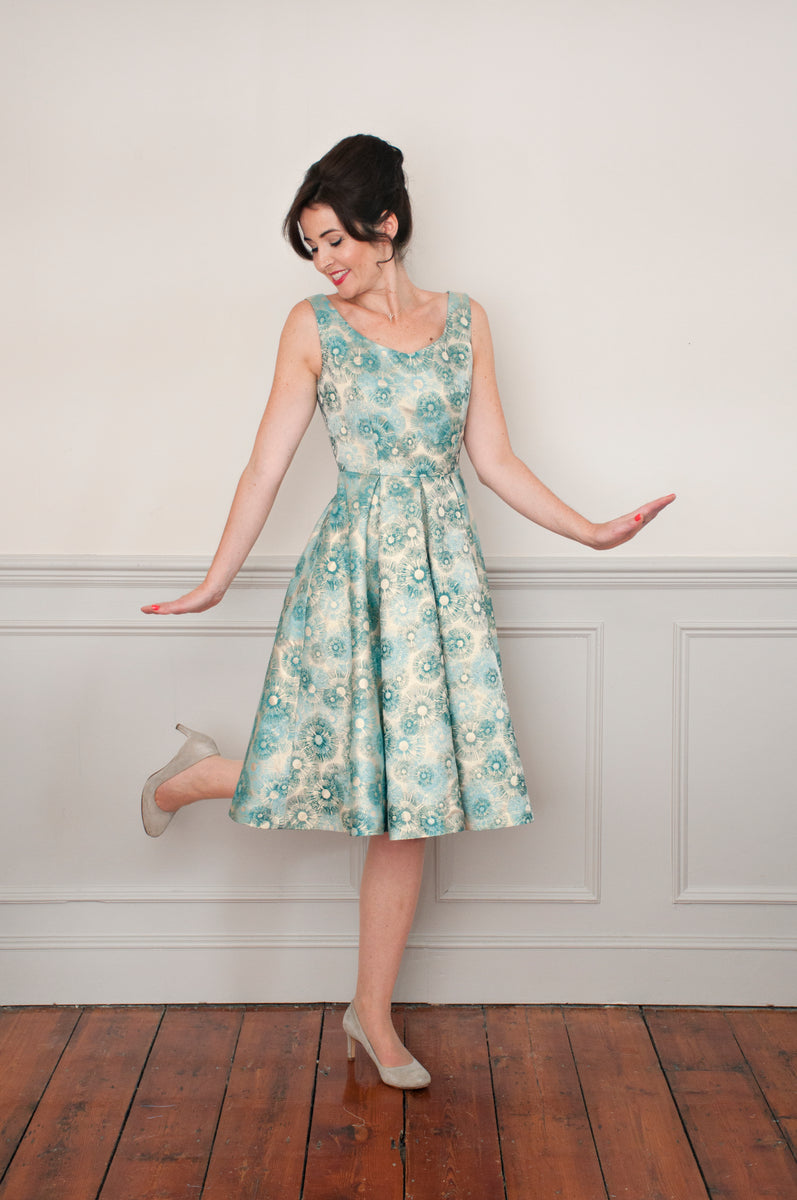 Sew Over It - Elsie Dress Sewing Pattern – Lamazi Fabrics