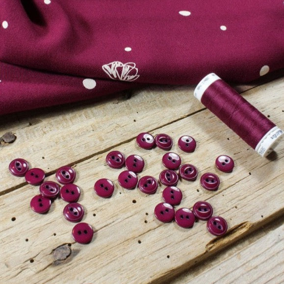 Églantine & Zoé - Essential Button in Mulberry 10mm