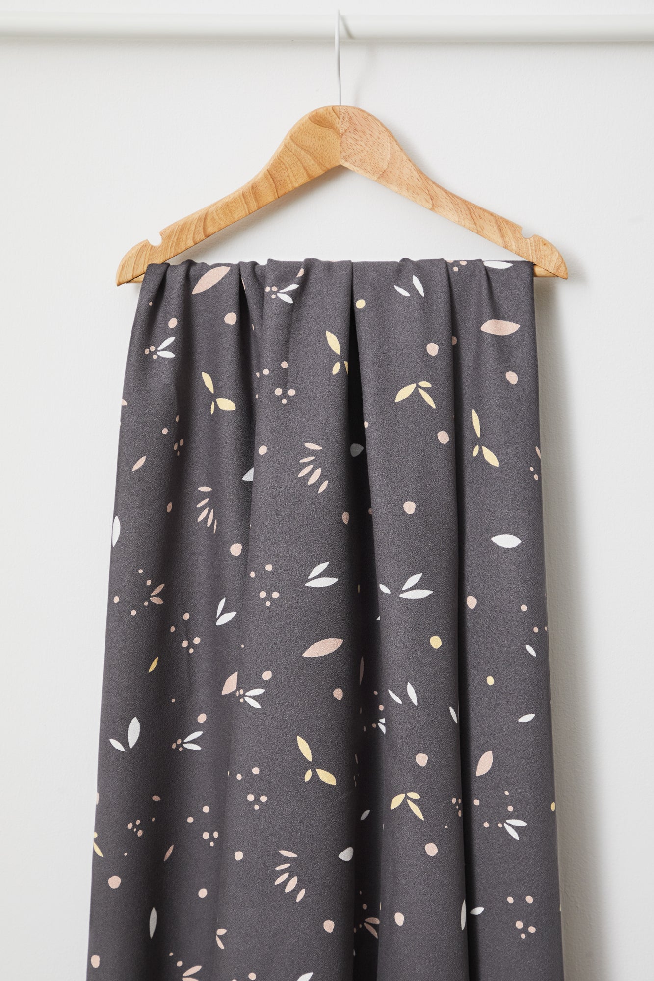 REMNANT 0.48 Metre - Mind The MAKER - Petals Calm Grey ECOVERO™ Vera Crepe Fabric