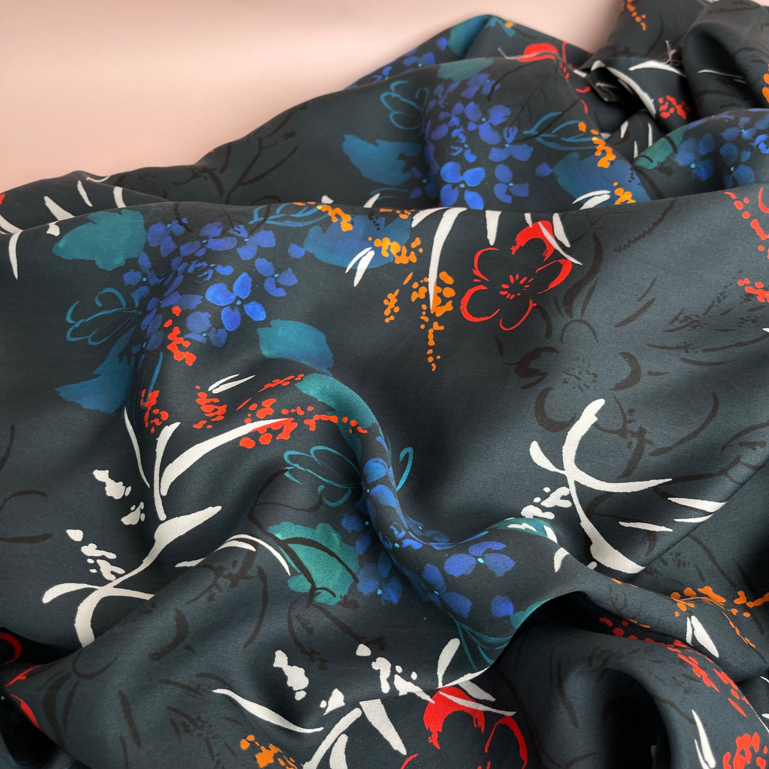 Garden of Dreams - Midnight Blooms Sateen with TENCEL™ Lyocell Fibres