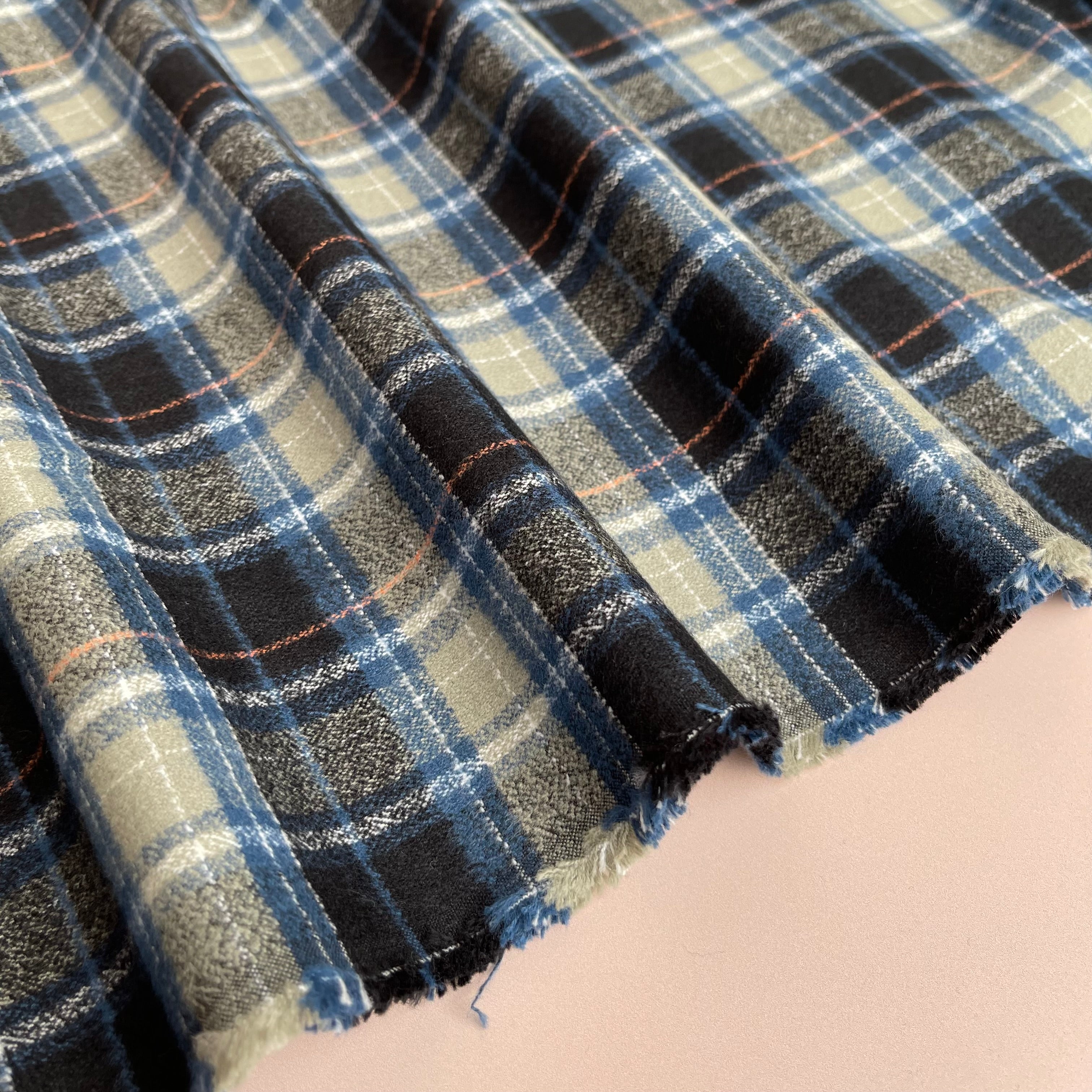 REMNANT 1.03 Metres - Storm Dark Mammoth Cotton Flannel