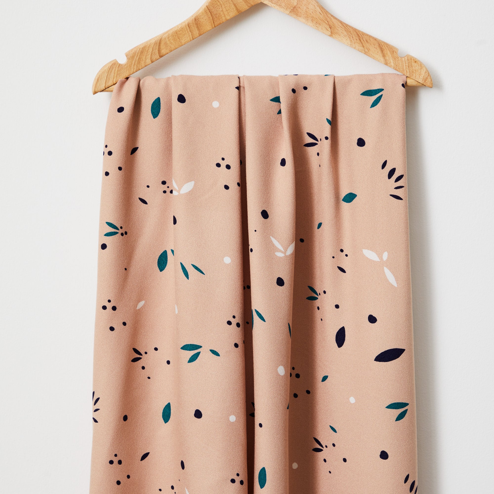 Mind The MAKER - Petals Rose ECOVERO™ Vera Crepe Fabric