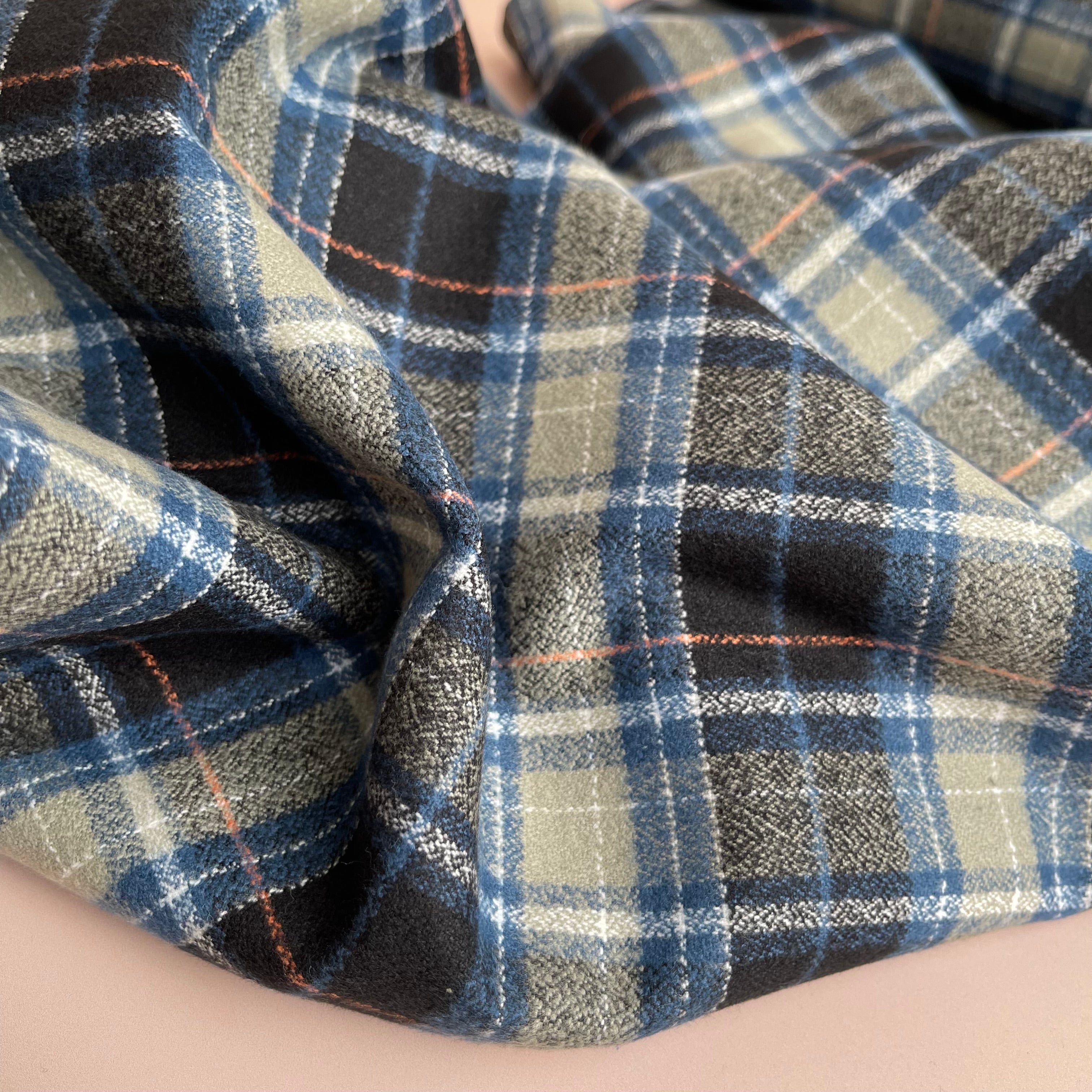 REMNANT 1.03 Metres - Storm Dark Mammoth Cotton Flannel