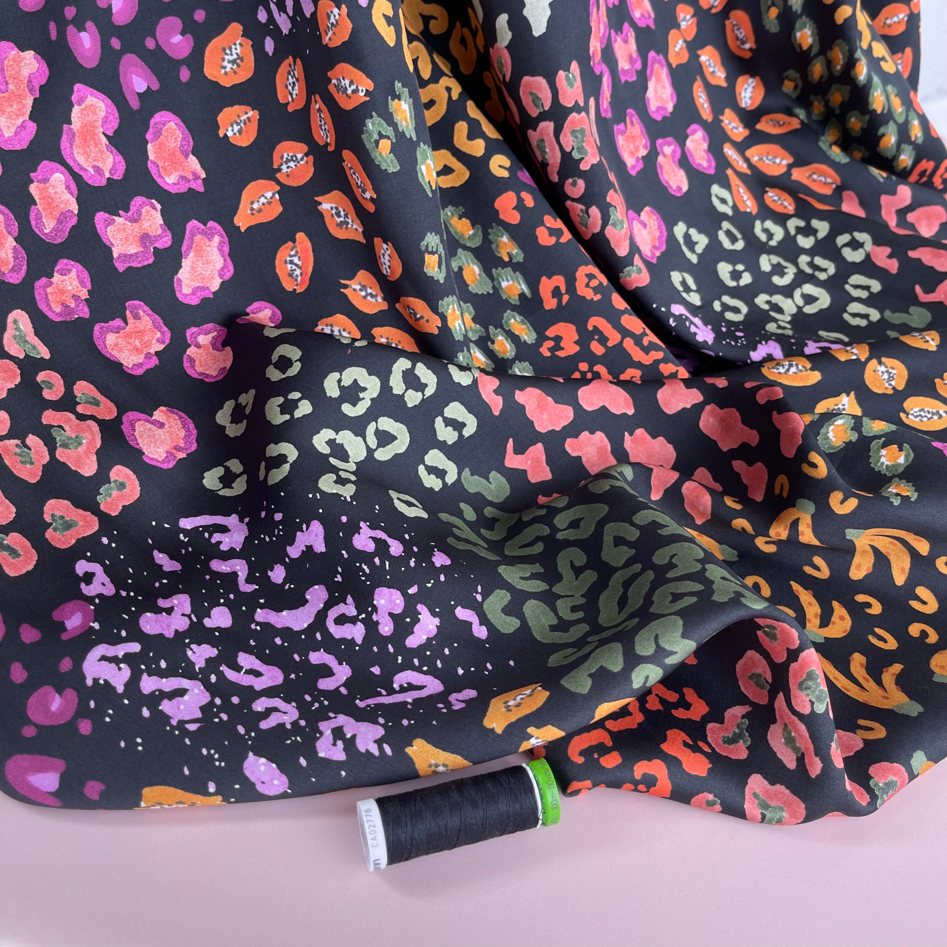 Garden of Dreams - Utopia Sateen with TENCEL™ Lyocell Fibres
