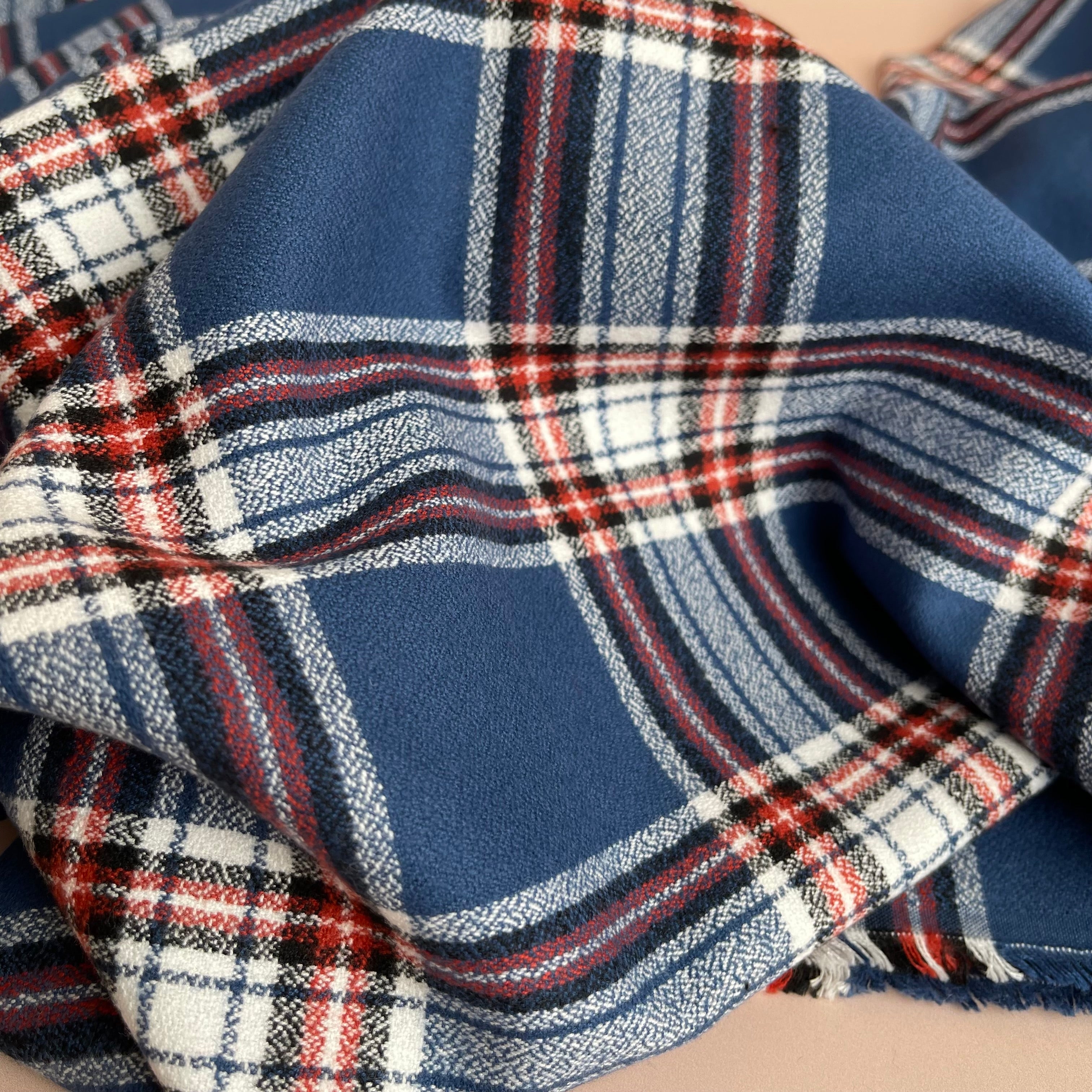 REMNANT 0.34 Metre - Americana 2 Blue Mammoth Cotton Flannel