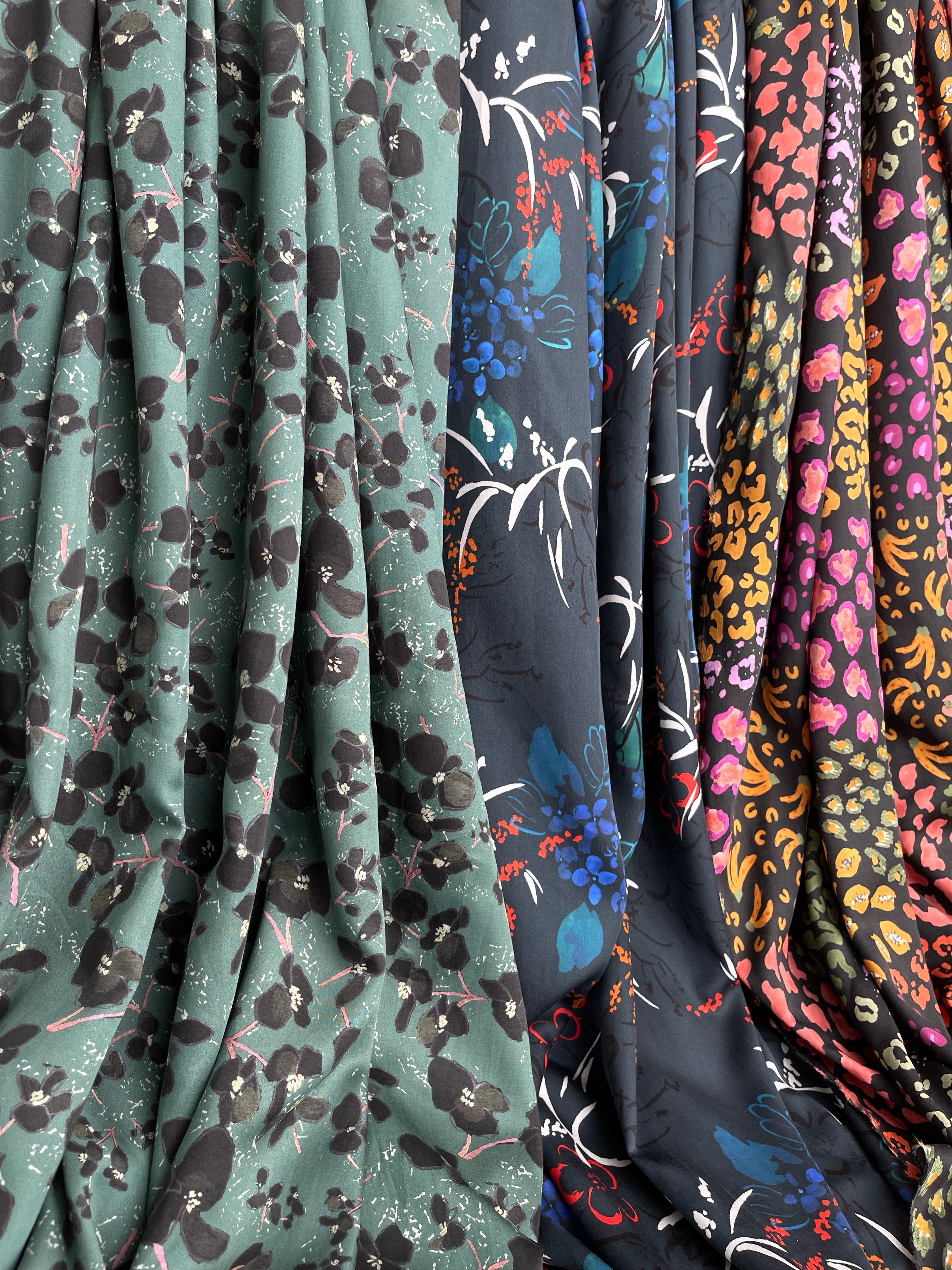 Garden of Dreams - Midnight Blooms Sateen with TENCEL™ Lyocell Fibres