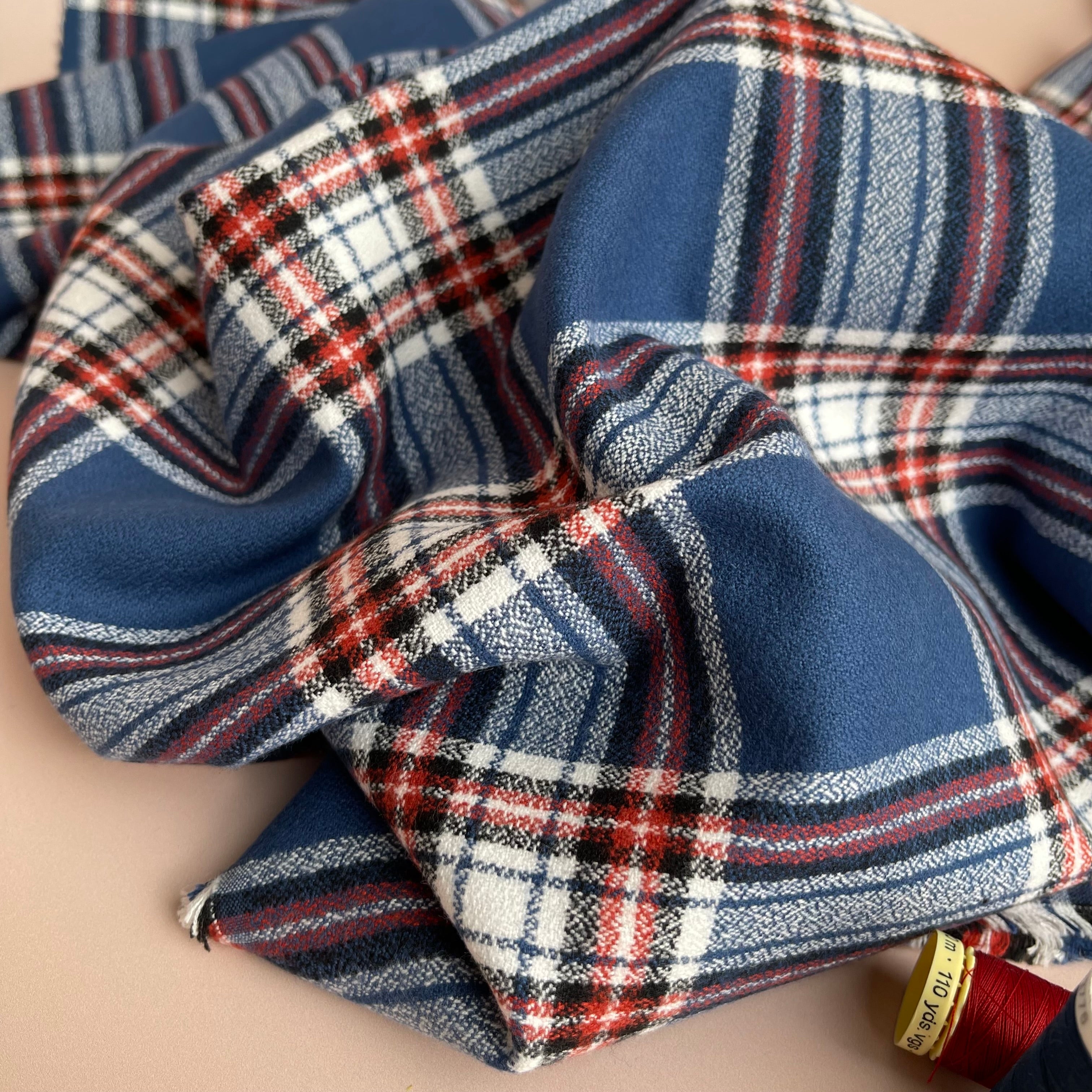 REMNANT 0.34 Metre - Americana 2 Blue Mammoth Cotton Flannel
