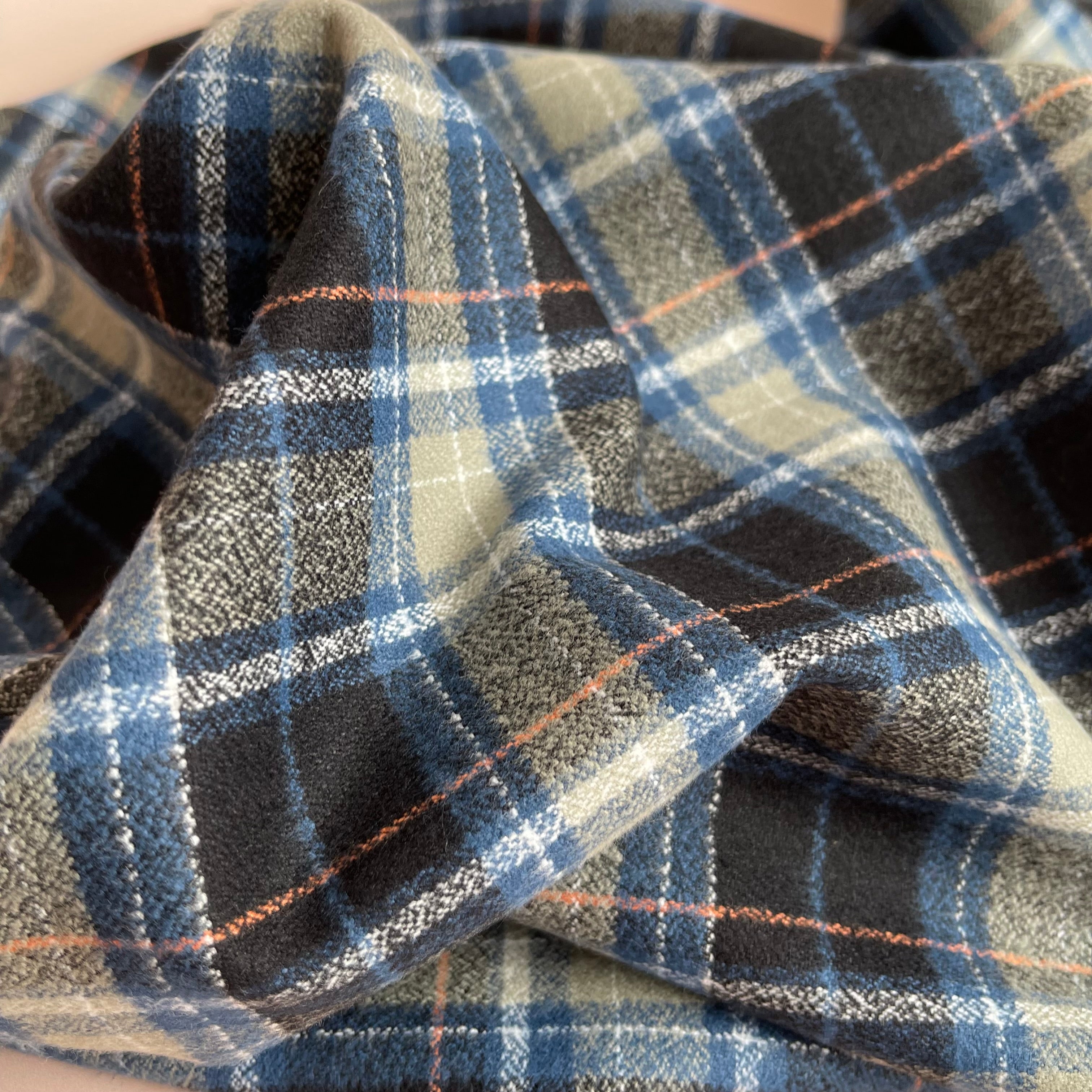 REMNANT 1.03 Metres - Storm Dark Mammoth Cotton Flannel