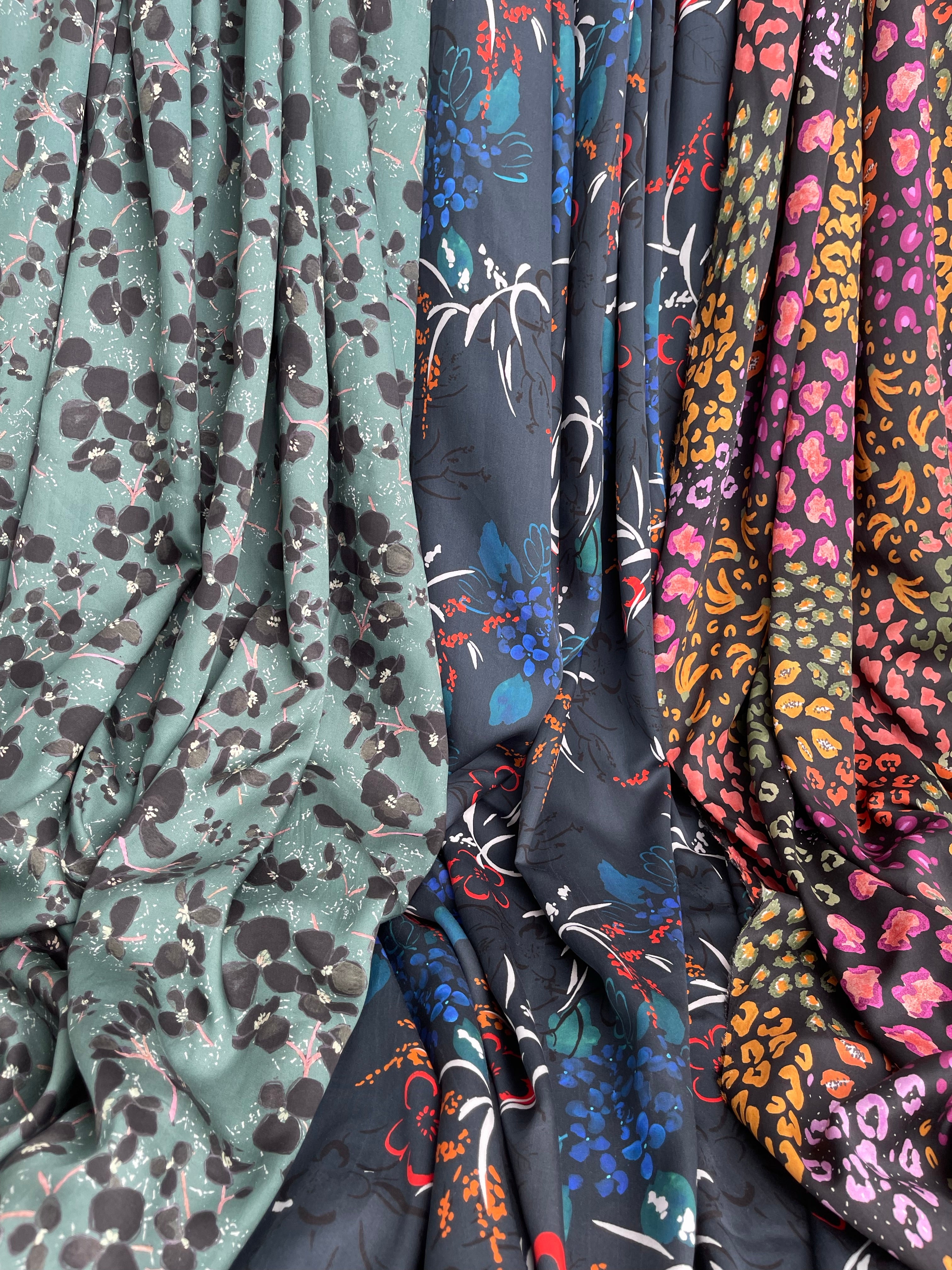 Garden of Dreams - Midnight Blooms Sateen with TENCEL™ Lyocell Fibres