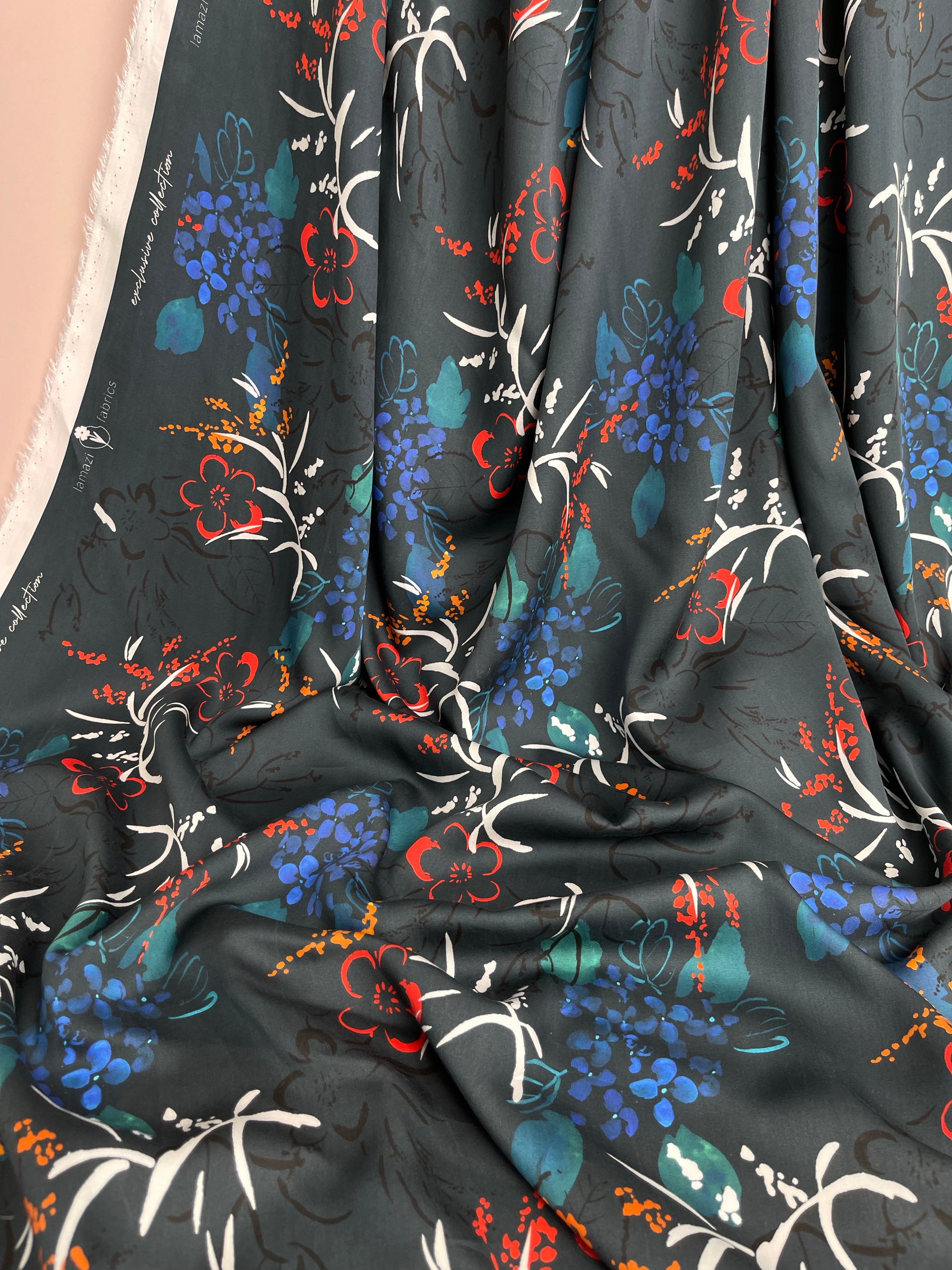 Garden of Dreams - Midnight Blooms Sateen with TENCEL™ Lyocell Fibres