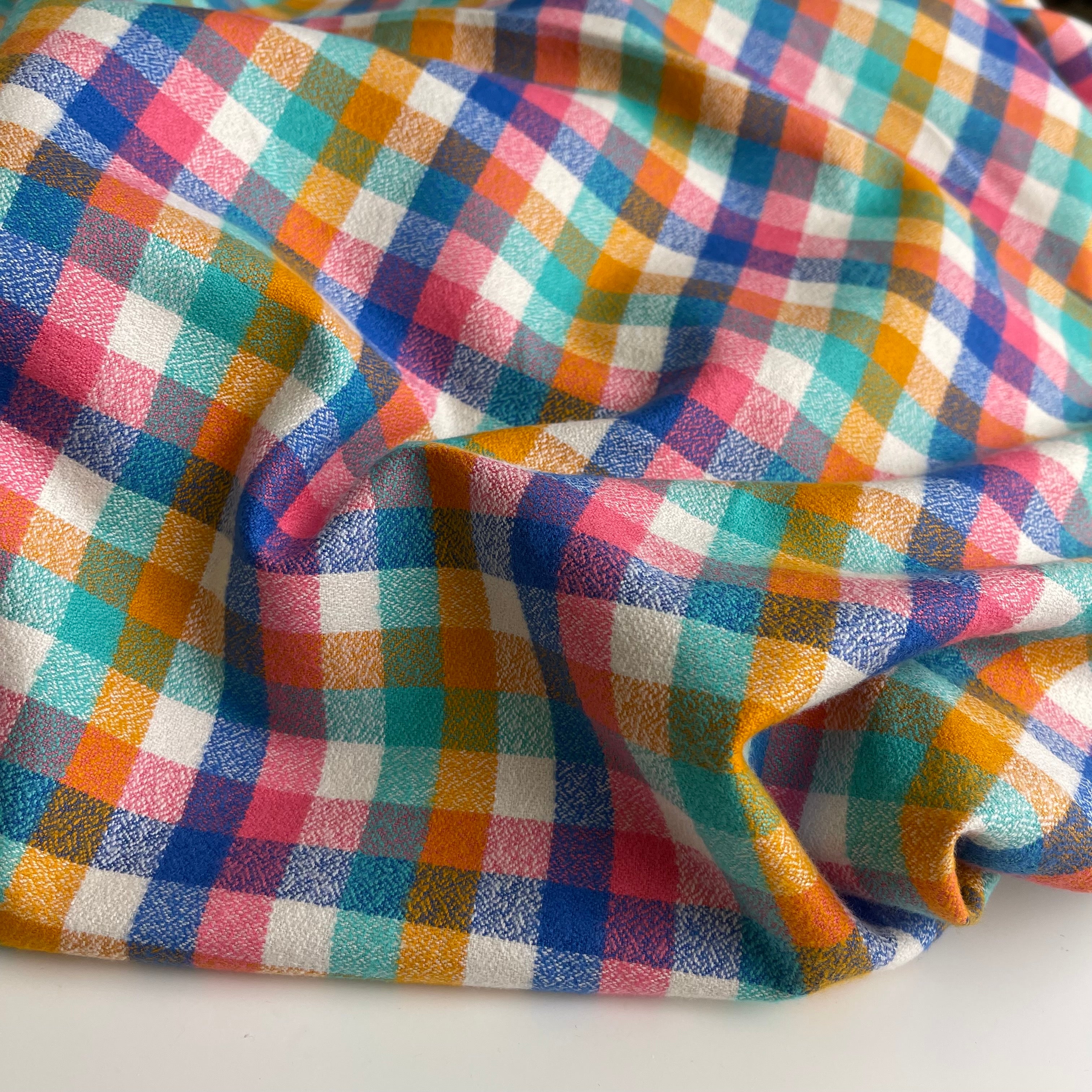 REMNANT 2 Metres - Sunrise Mammoth Junior Cotton Flannel