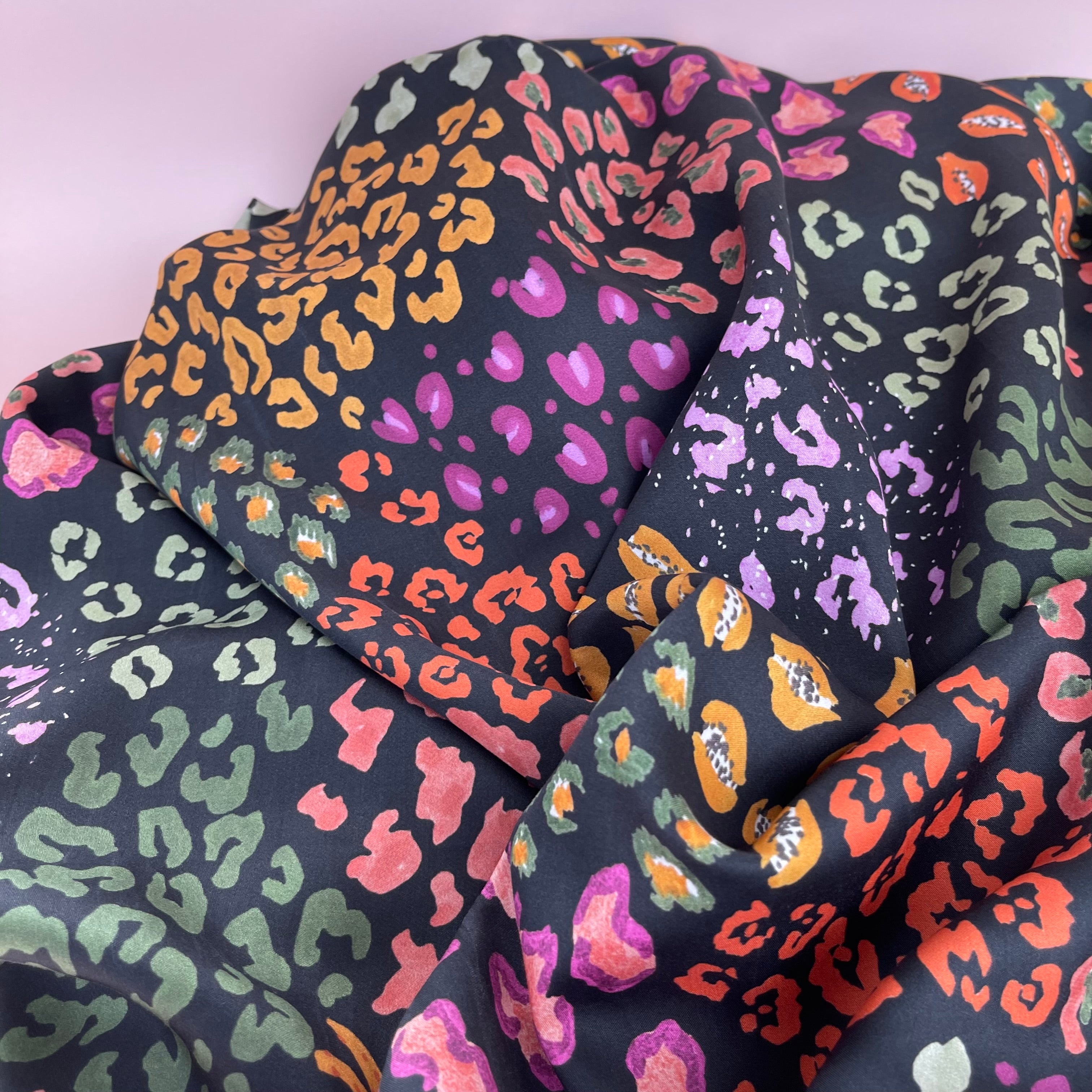 Garden of Dreams - Utopia Sateen with TENCEL™ Lyocell Fibres
