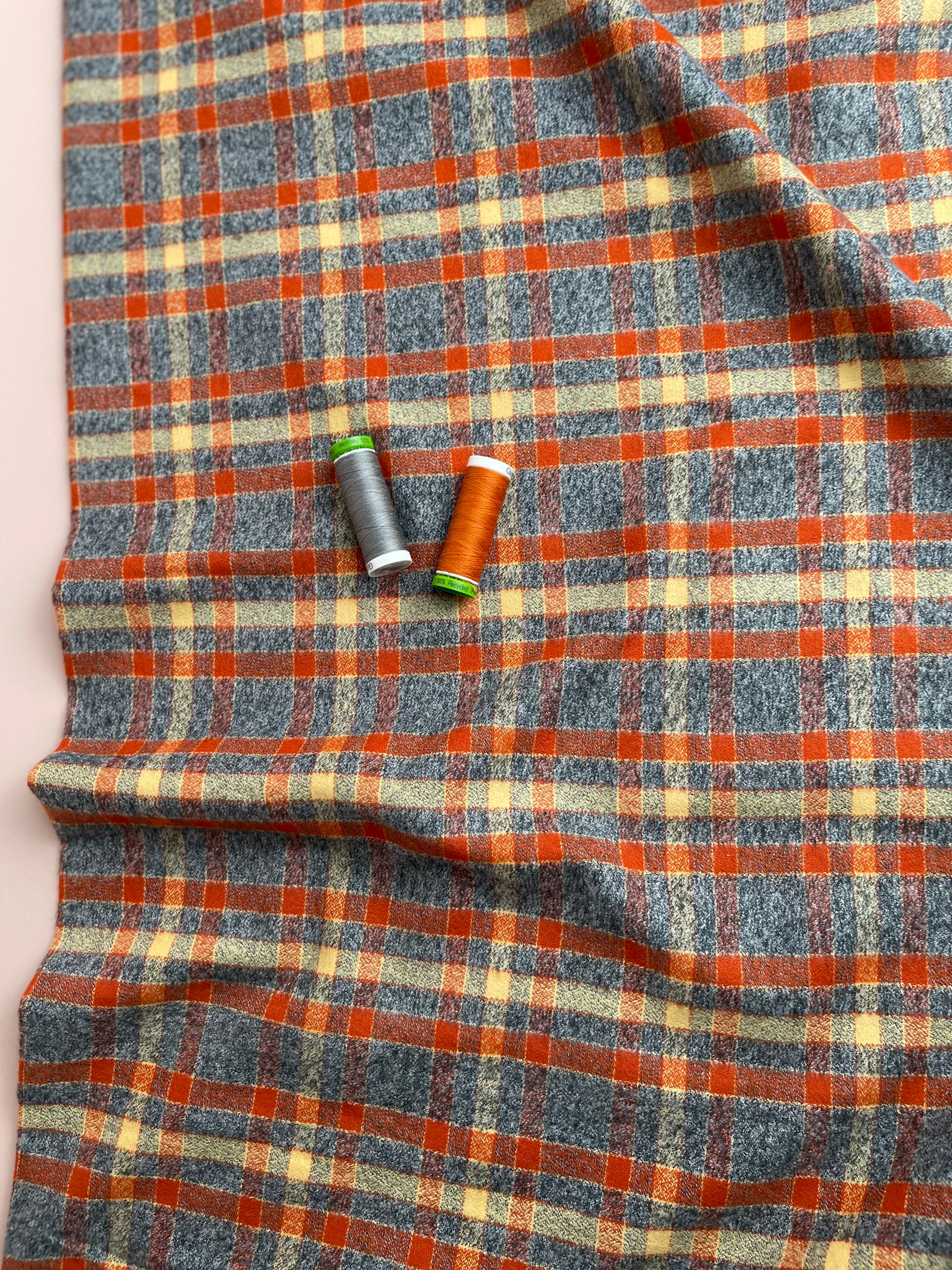 REMNANT 2.70 metres - Rust Mammoth Cotton Flannel