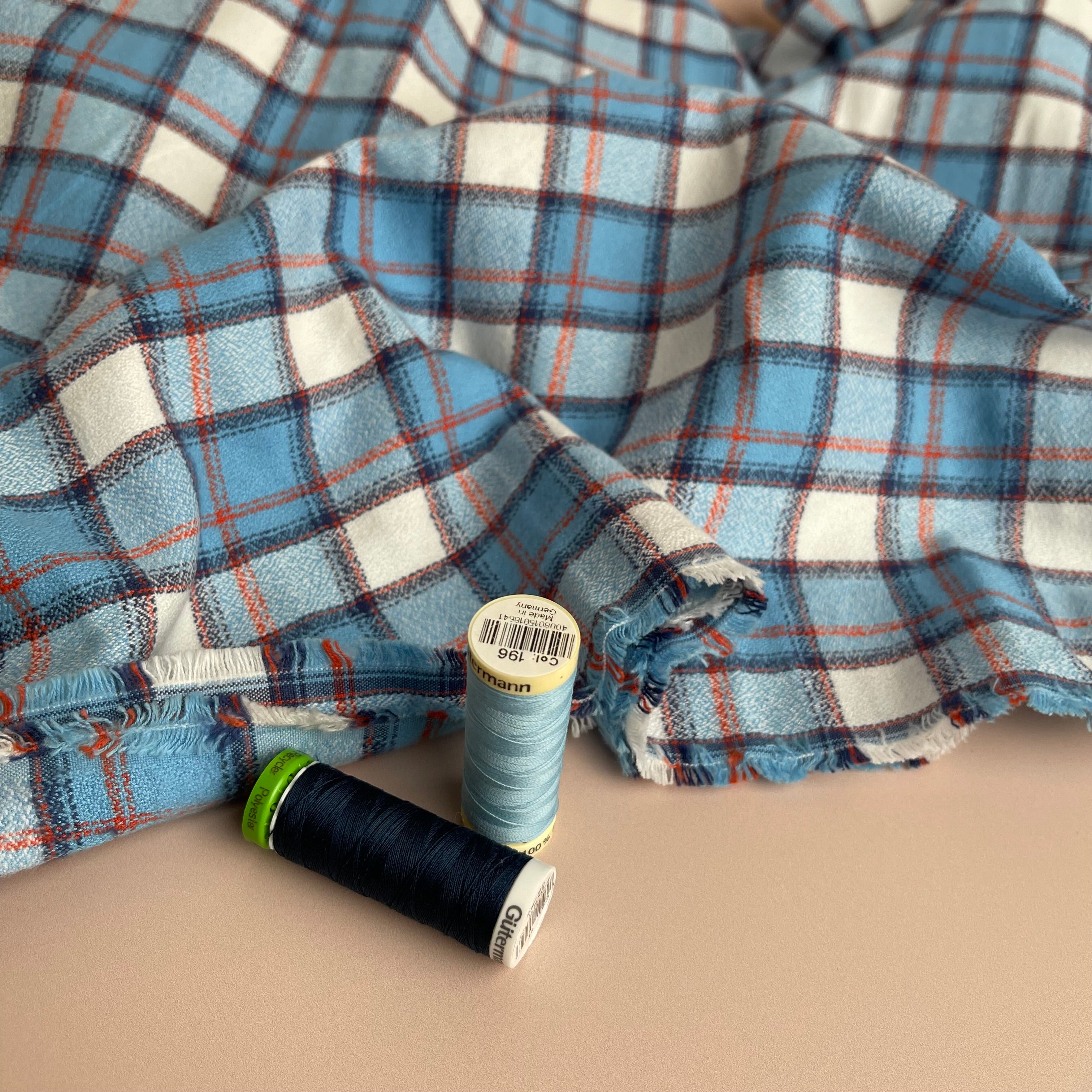 REMNANT 2.55 metres - Regatta Mammoth Junior Cotton Flannel
