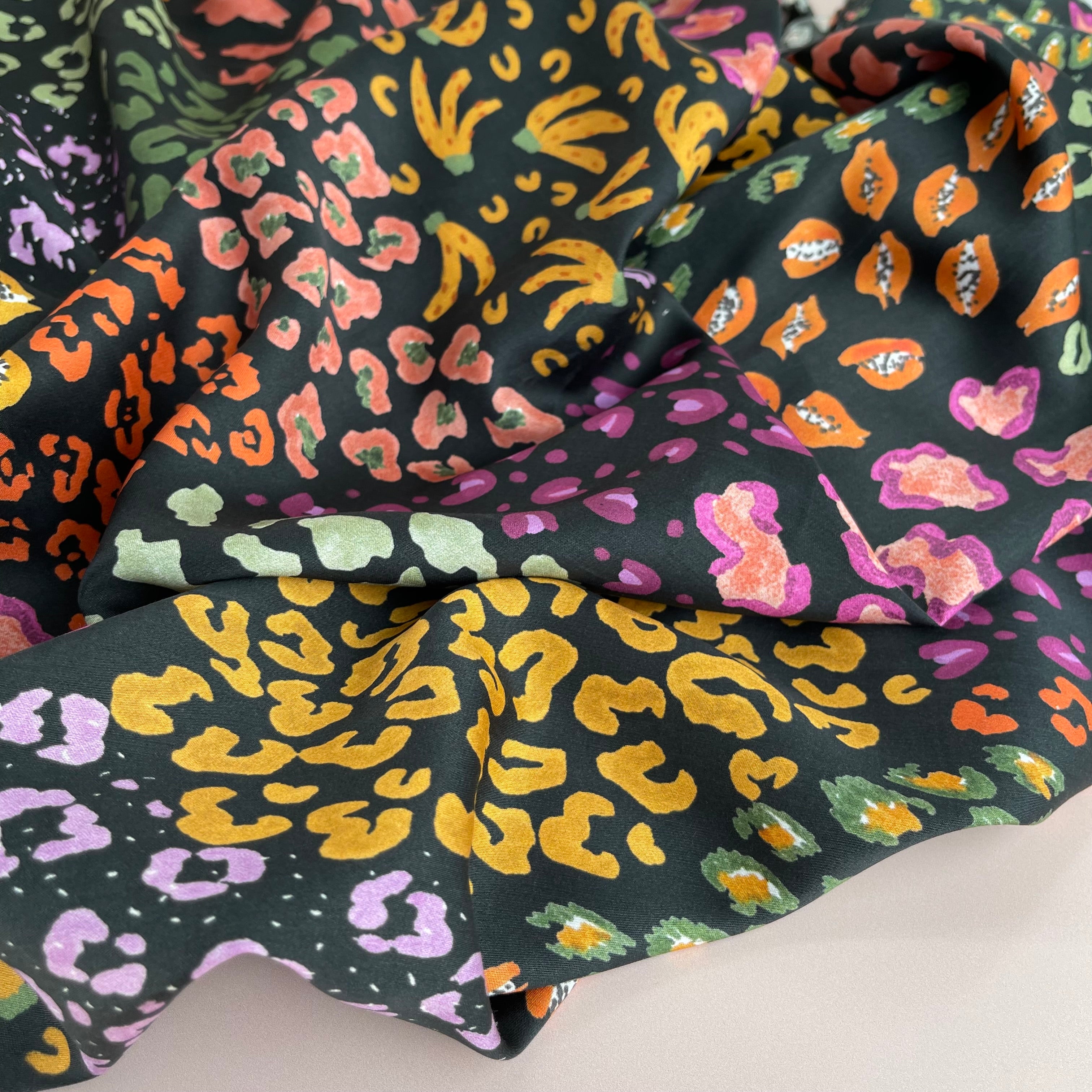 Garden of Dreams - Utopia Sateen with TENCEL™ Lyocell Fibres